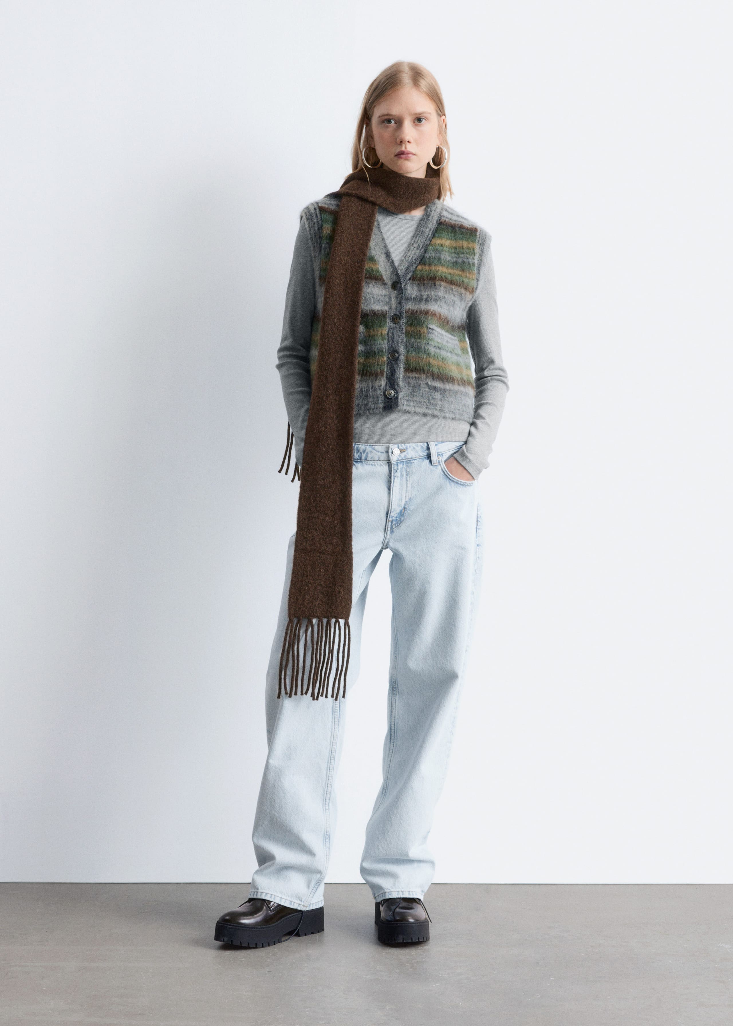 Image of Strickweste mit gebürsteter Textur