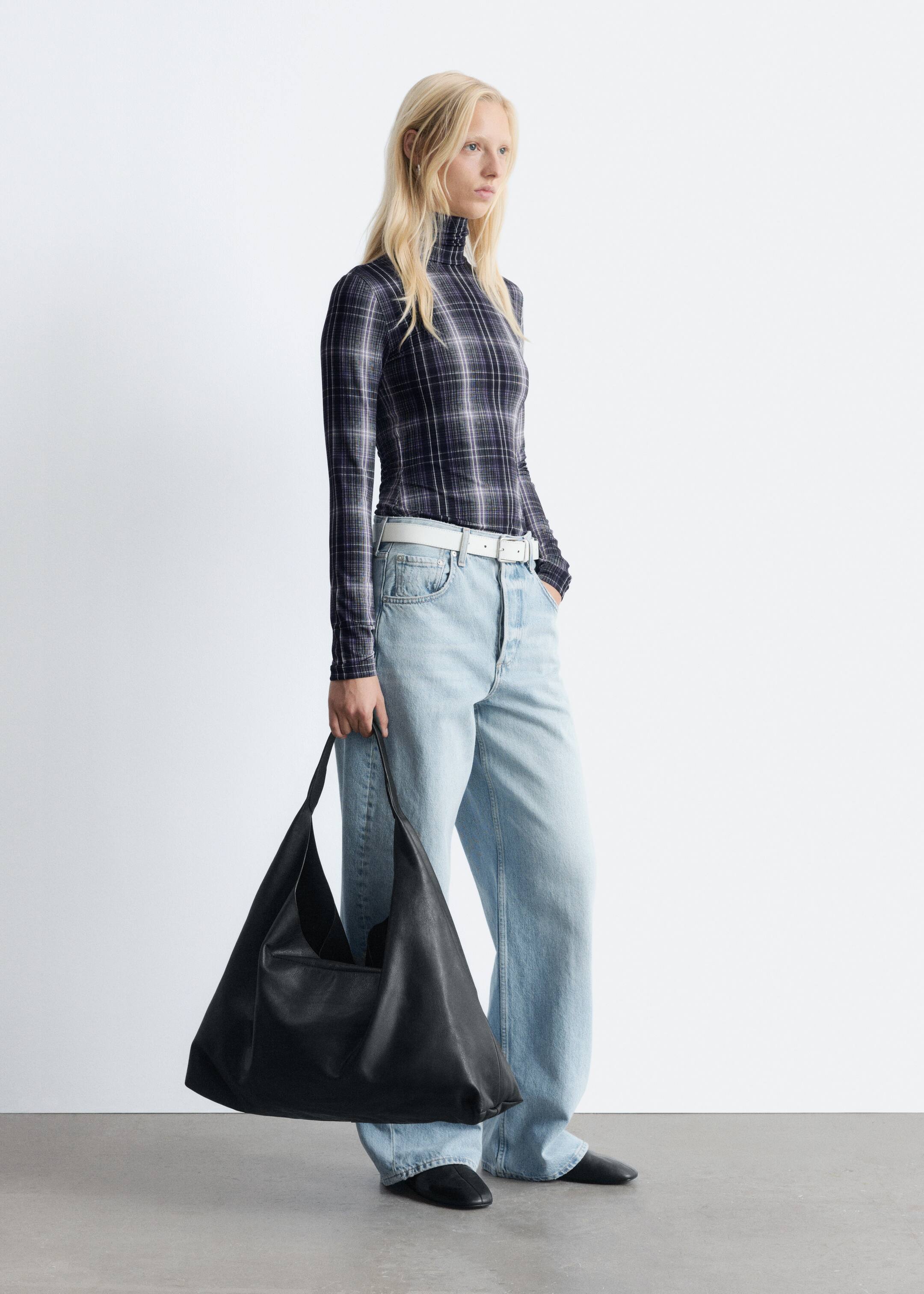 Agrandir l'image: Haut ajusté à col roulé - Carreaux violets et noirs - FEMME | H&M FR 4