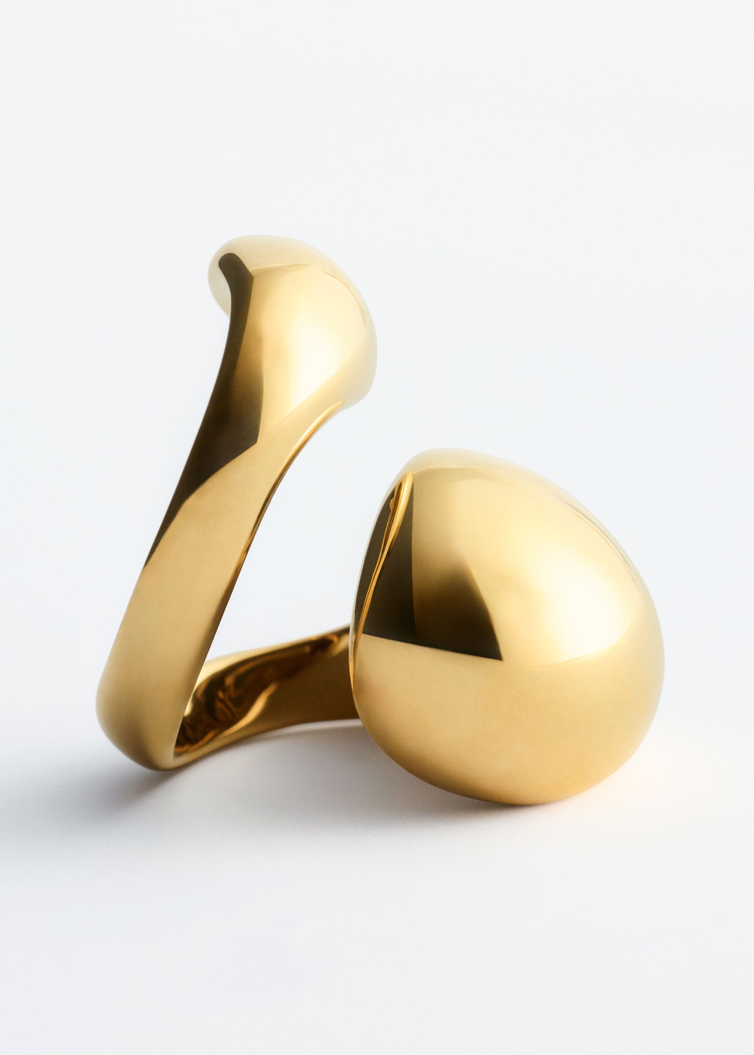 Image of Two-Twist Sculptural Ring