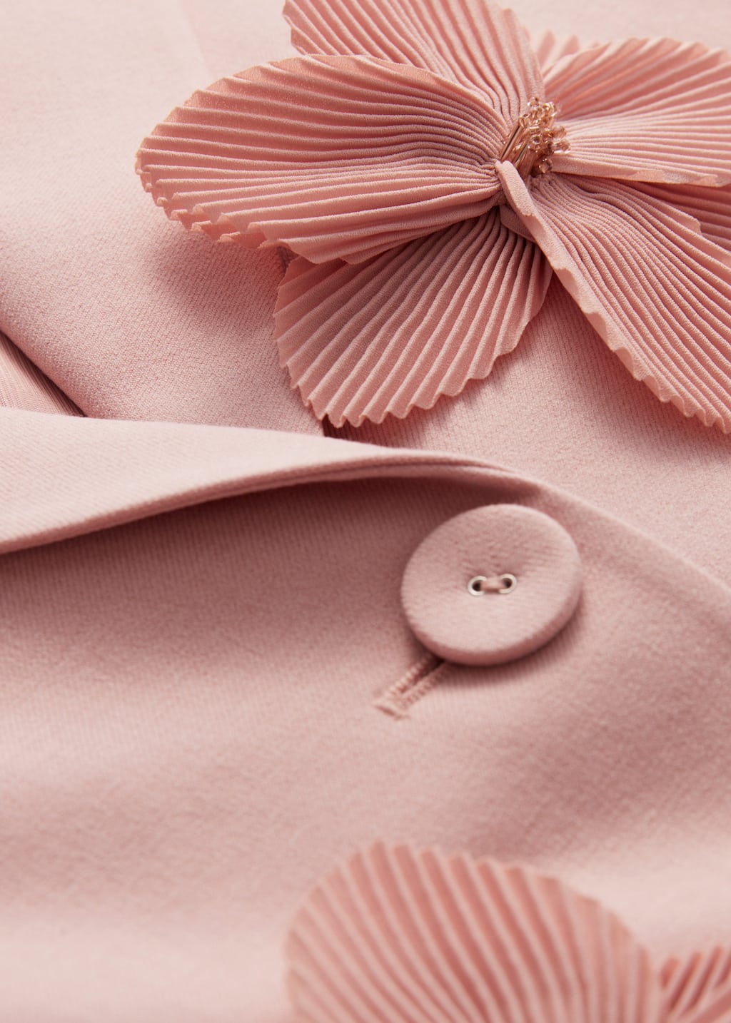 Floral-Appliqué Blazer - {{variantName}} - Descriptive Detail