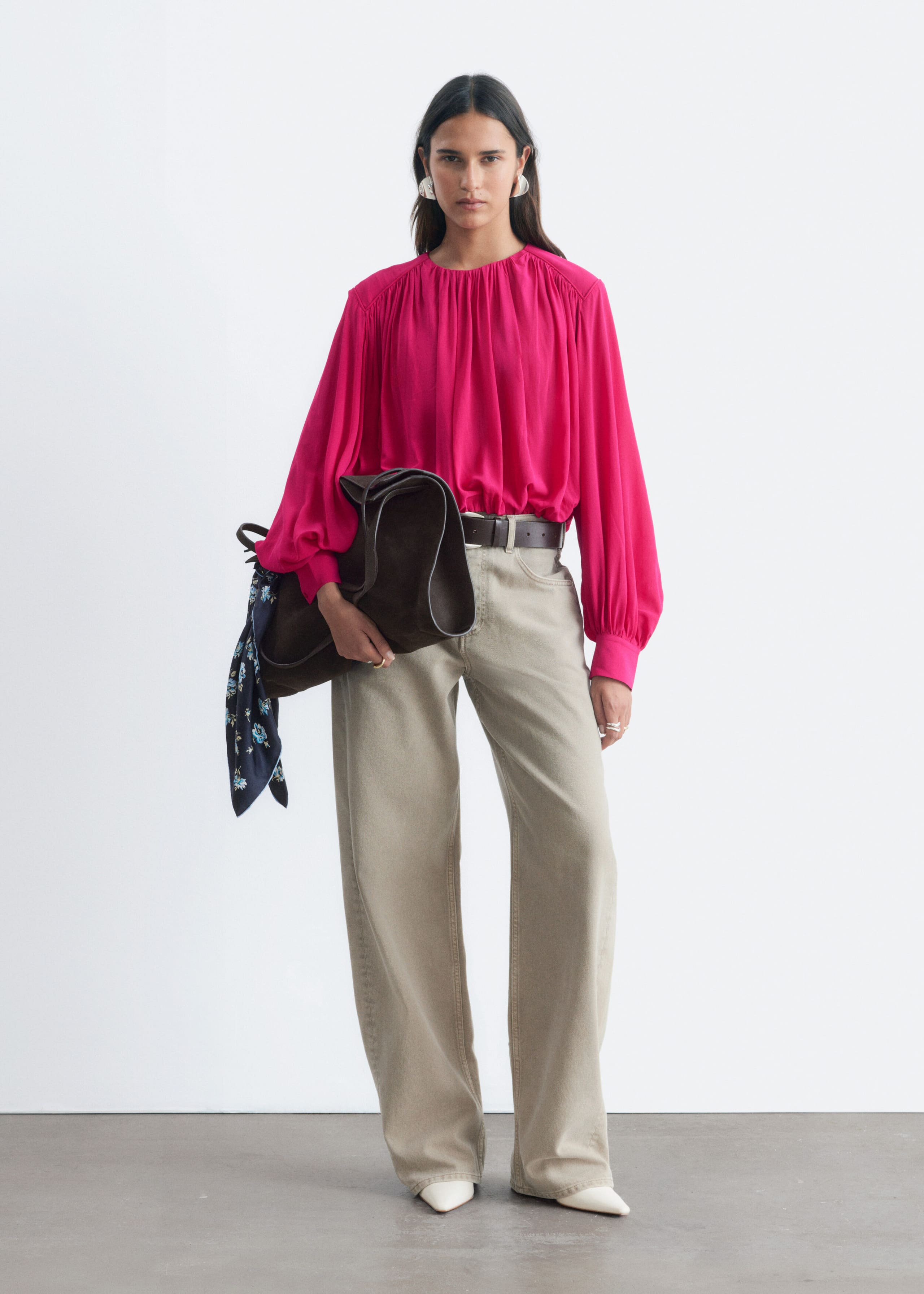 Blusa con arricciature - Rosa - Lookbook