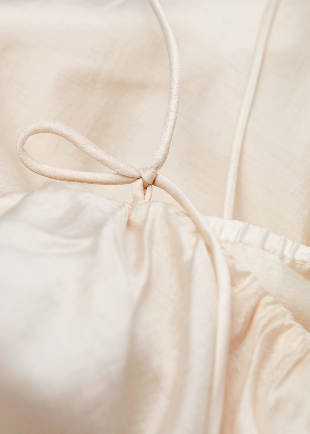 Image of Schulterfreies Maxikleid mit Rüschen