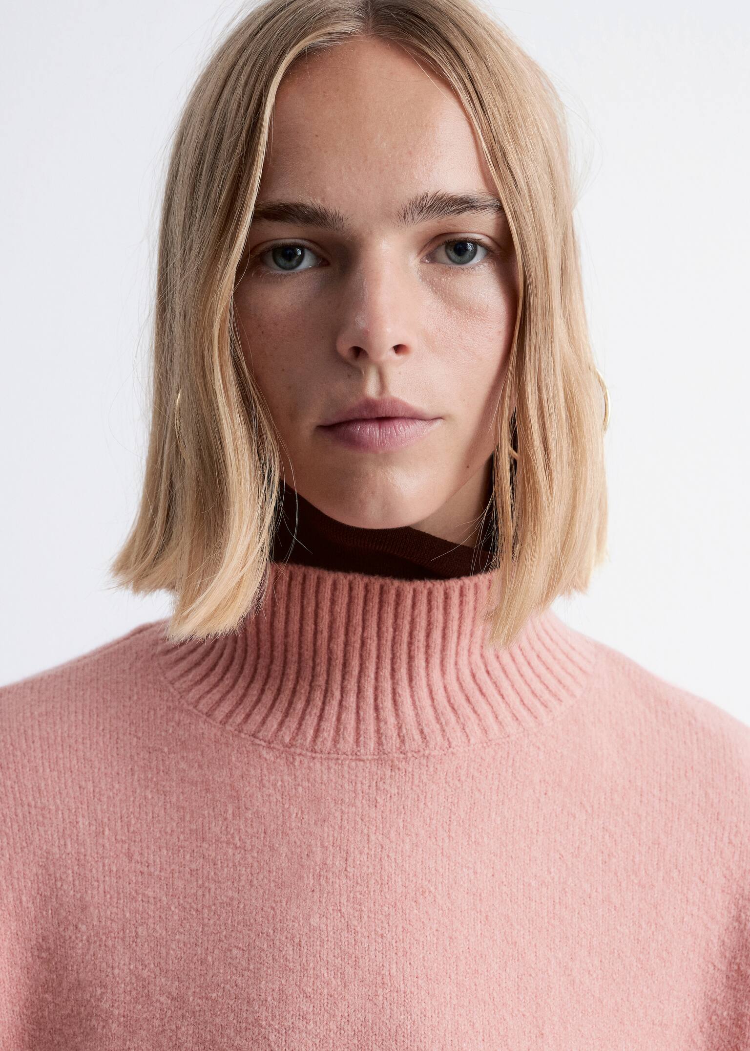 Rollkragenpullover - Rosa/Dunkles Graubraun/Schwarz/Weinrot/Dunkelbeige - 5
