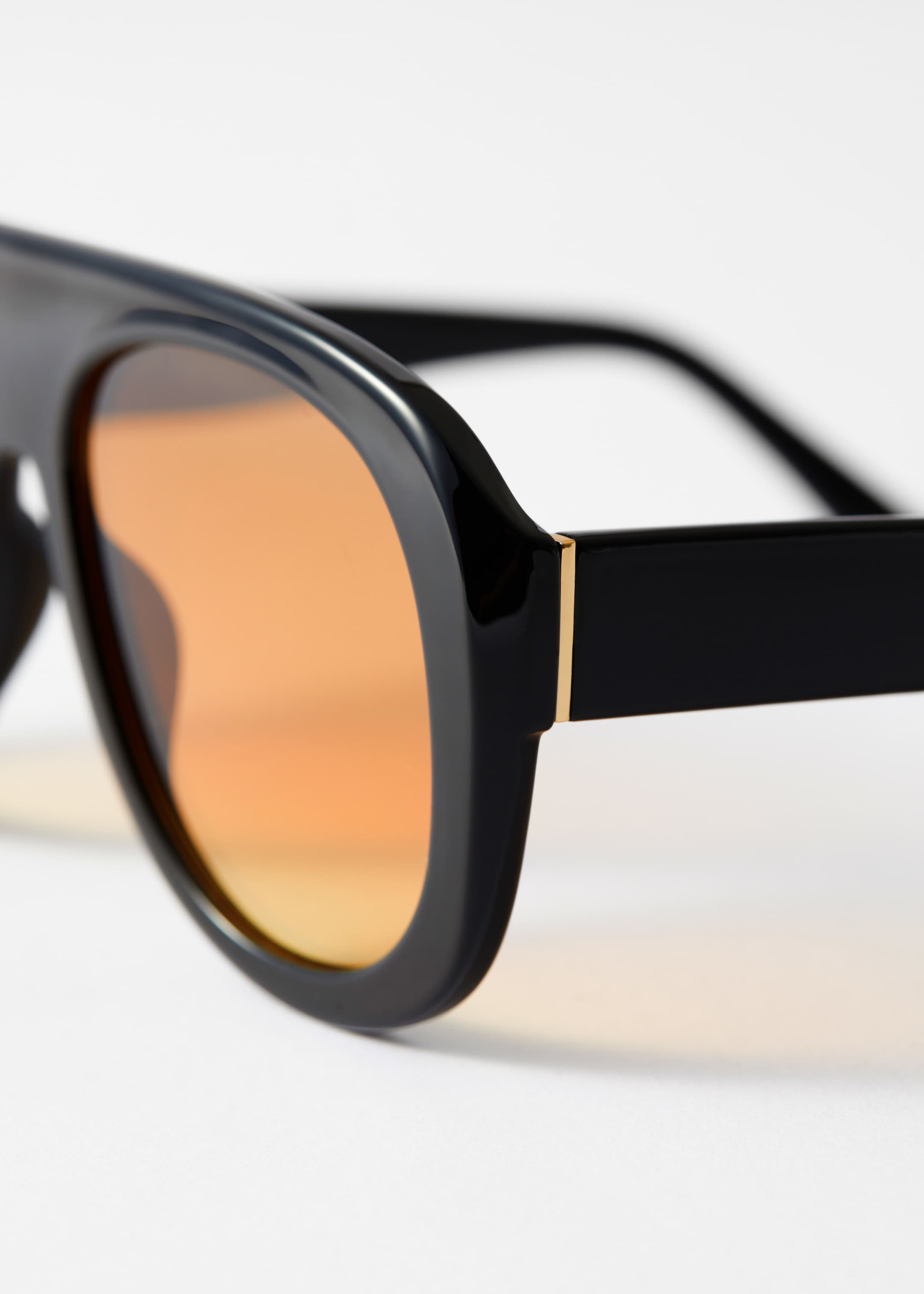 View larger image: Chunky Aviator Sunglasses - Black - Ladies | H&M GB 3