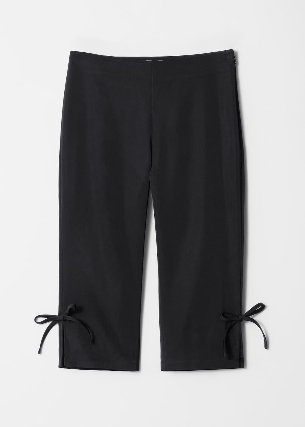 Pantalones capri con detalle de cintas - Negro - Bodegón