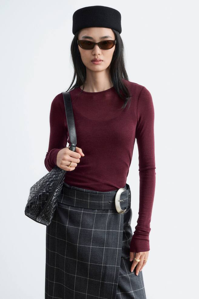 Plain-Knit Wool Top - Dark Red/White - 1