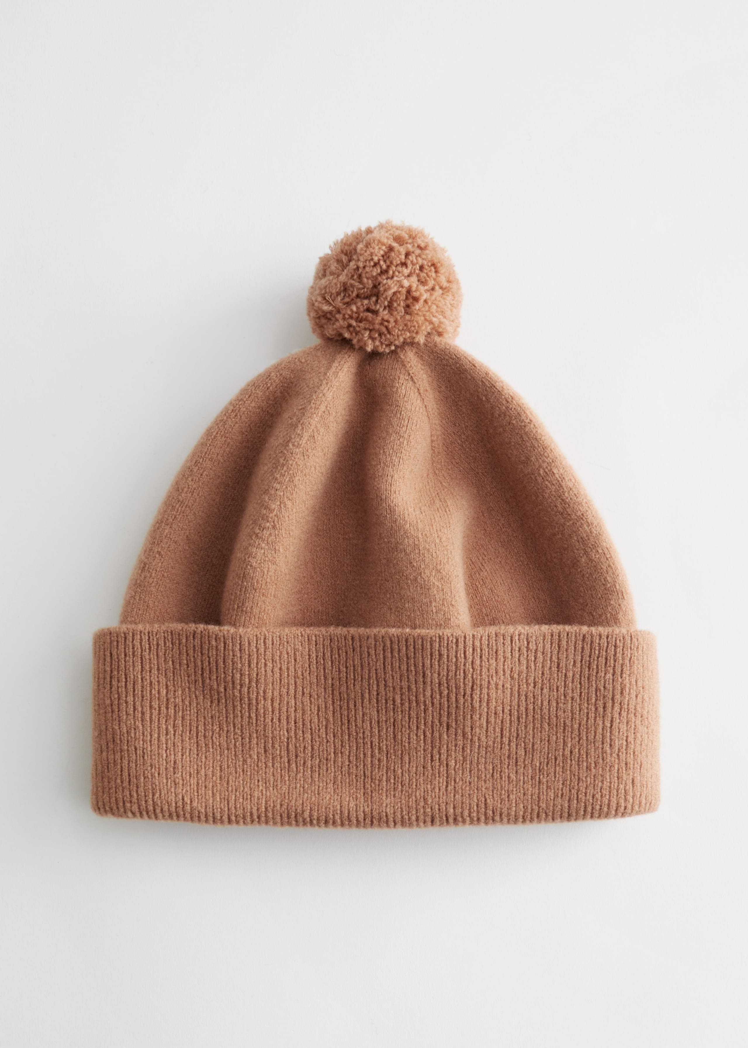 Pom Pom Wool Beanie - Brown - Natura morta