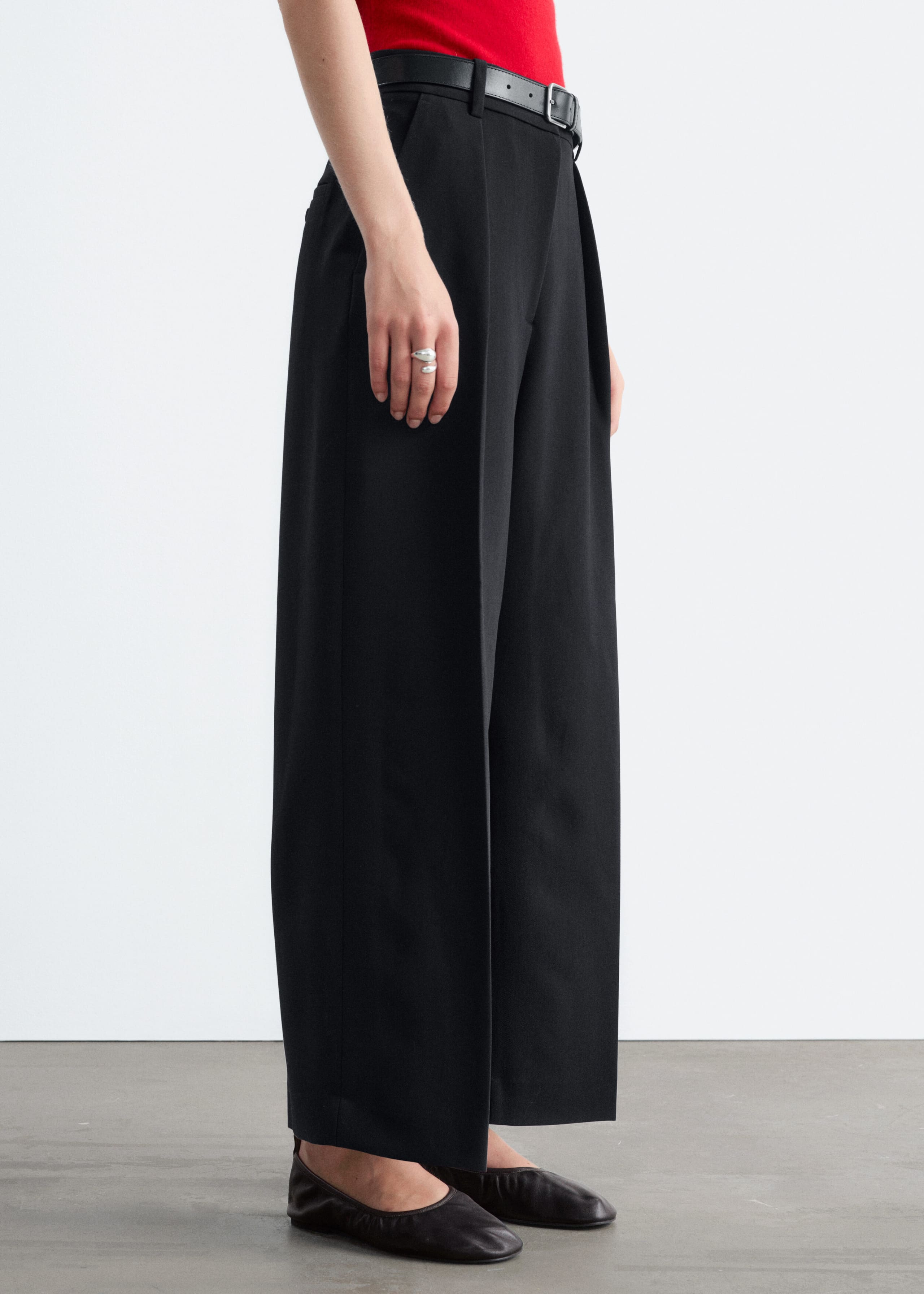 Pantalon court et plissé - Noir - Lookbook
