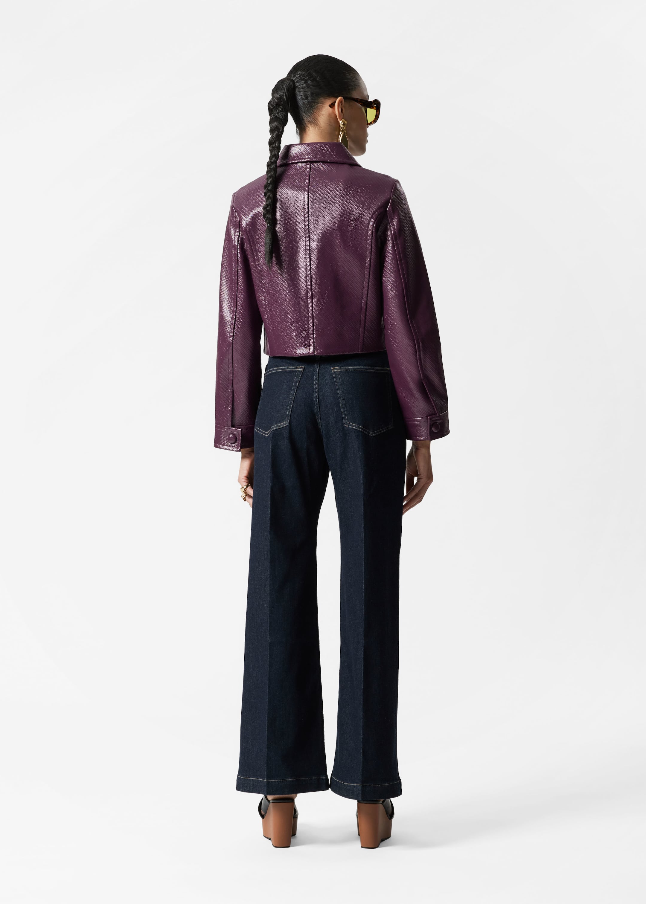 Größeres Bild ansehen: Kurze Jacke mit aufgesetzten Taschen - Pflaume - Ladies | H&M DE 4