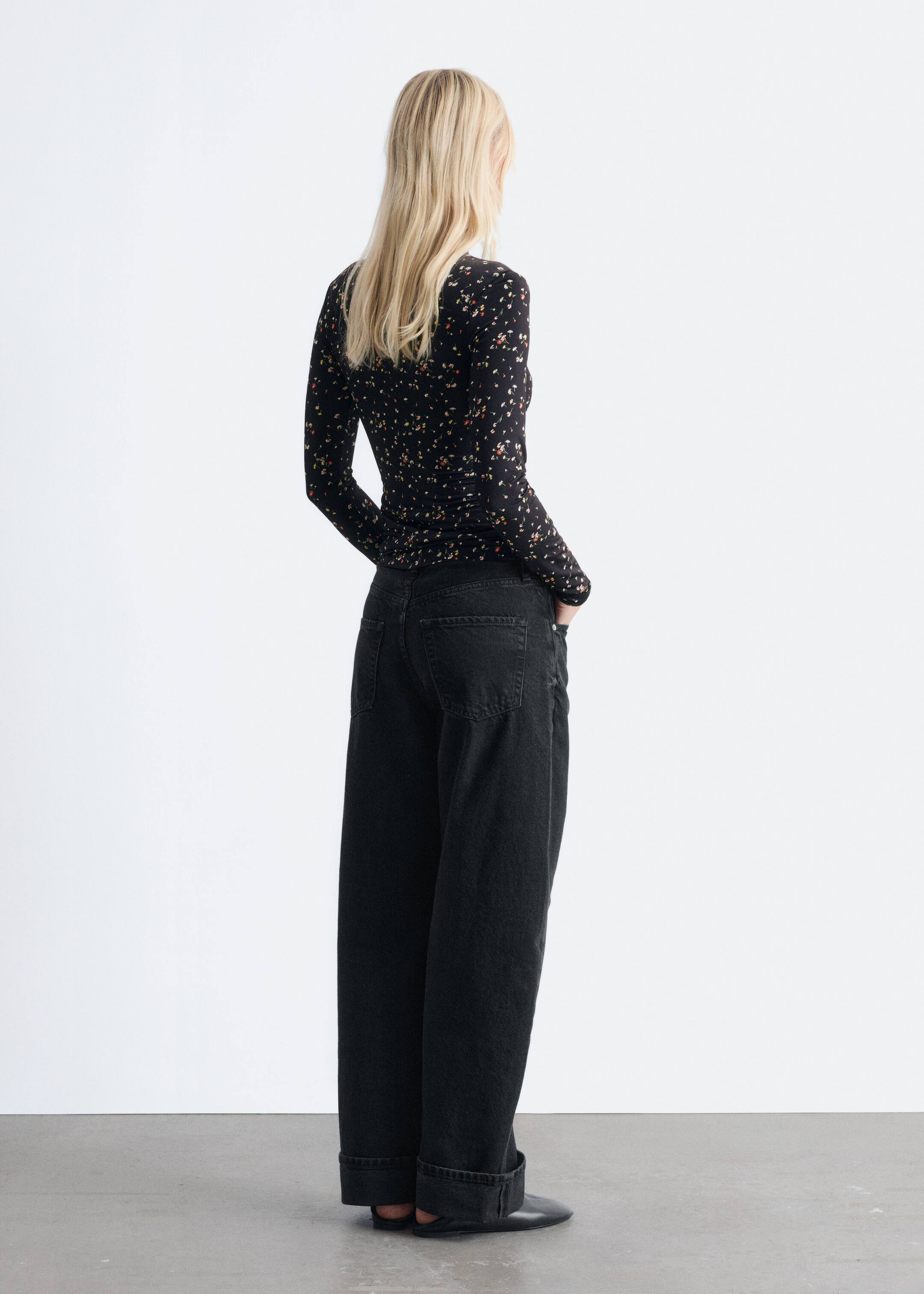 View larger image: Slim Fit Turtleneck Top - Black/Red Florals - Ladies | H&M GB 5