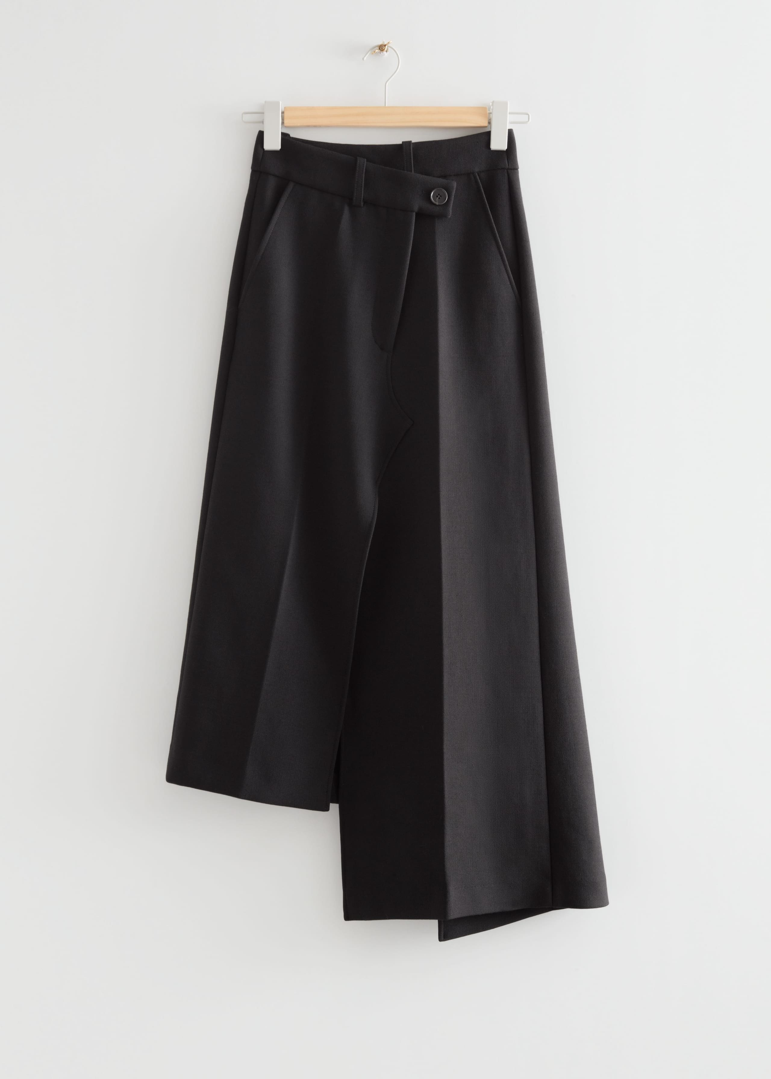 AsymmetricMidiSkirt - Black - Bodegón