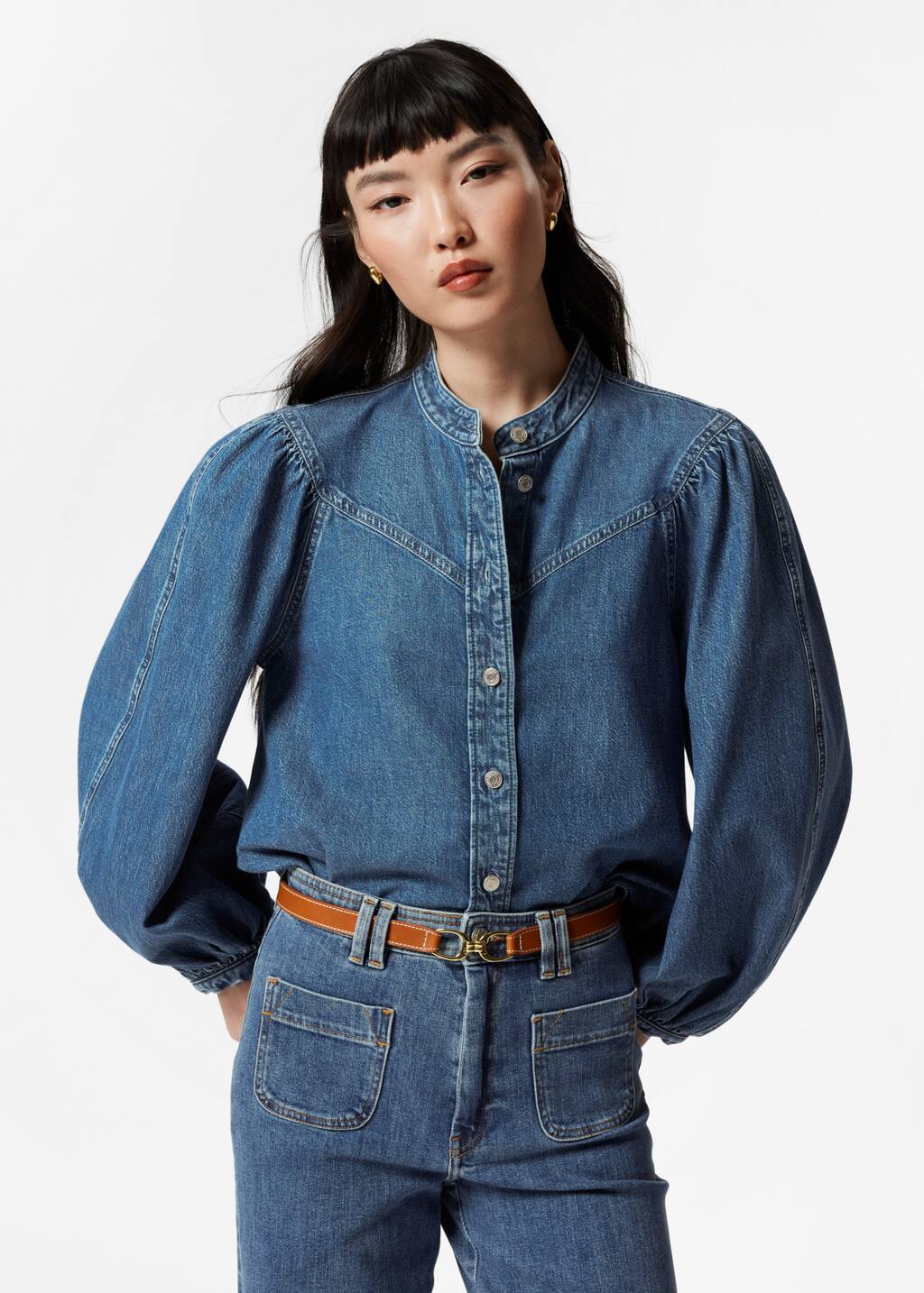 Image of Blusa vaquera con mangas abullonadas
