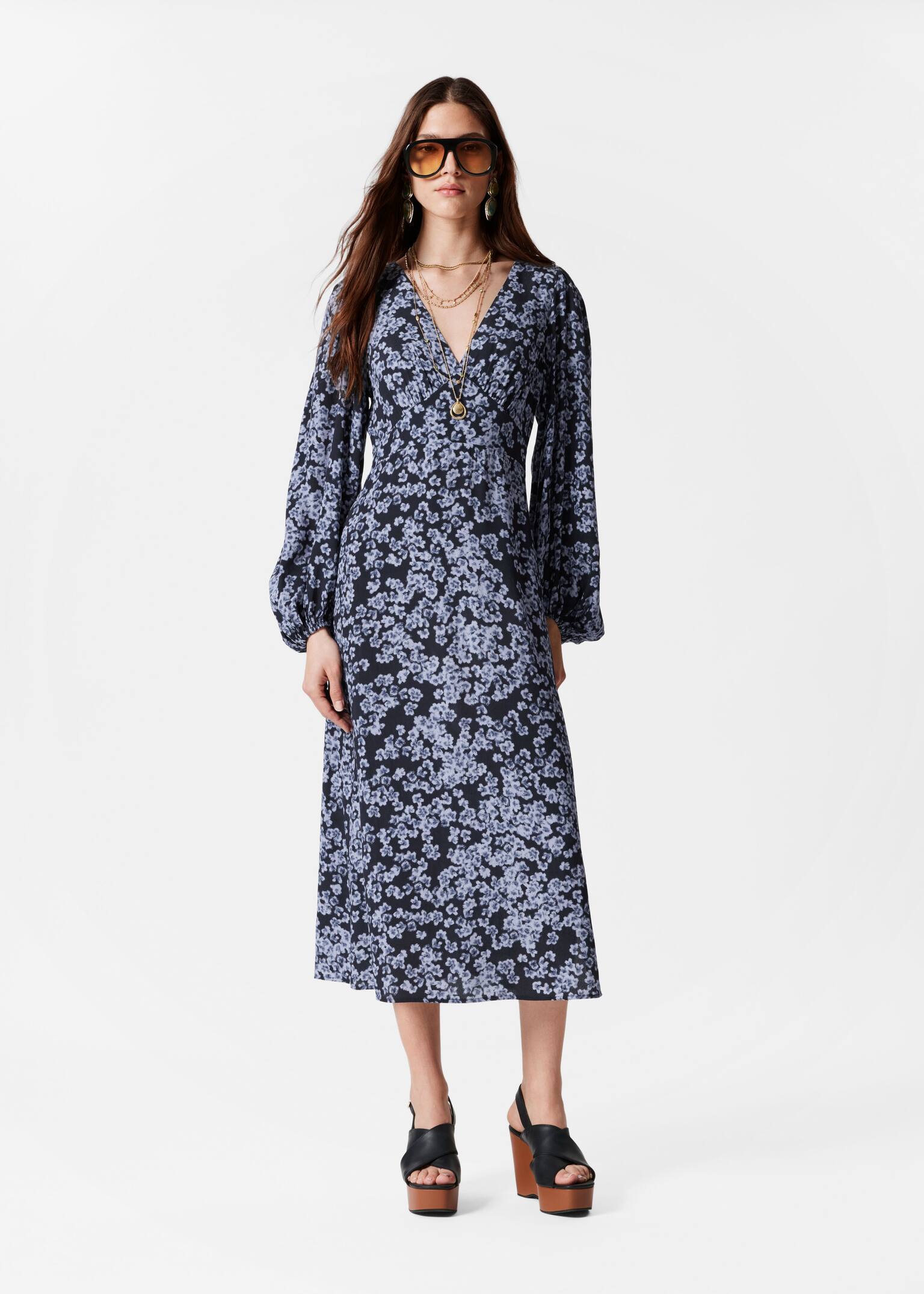 Abito midi con scollo a V - Motivo floreale blu/Rosa chiaro