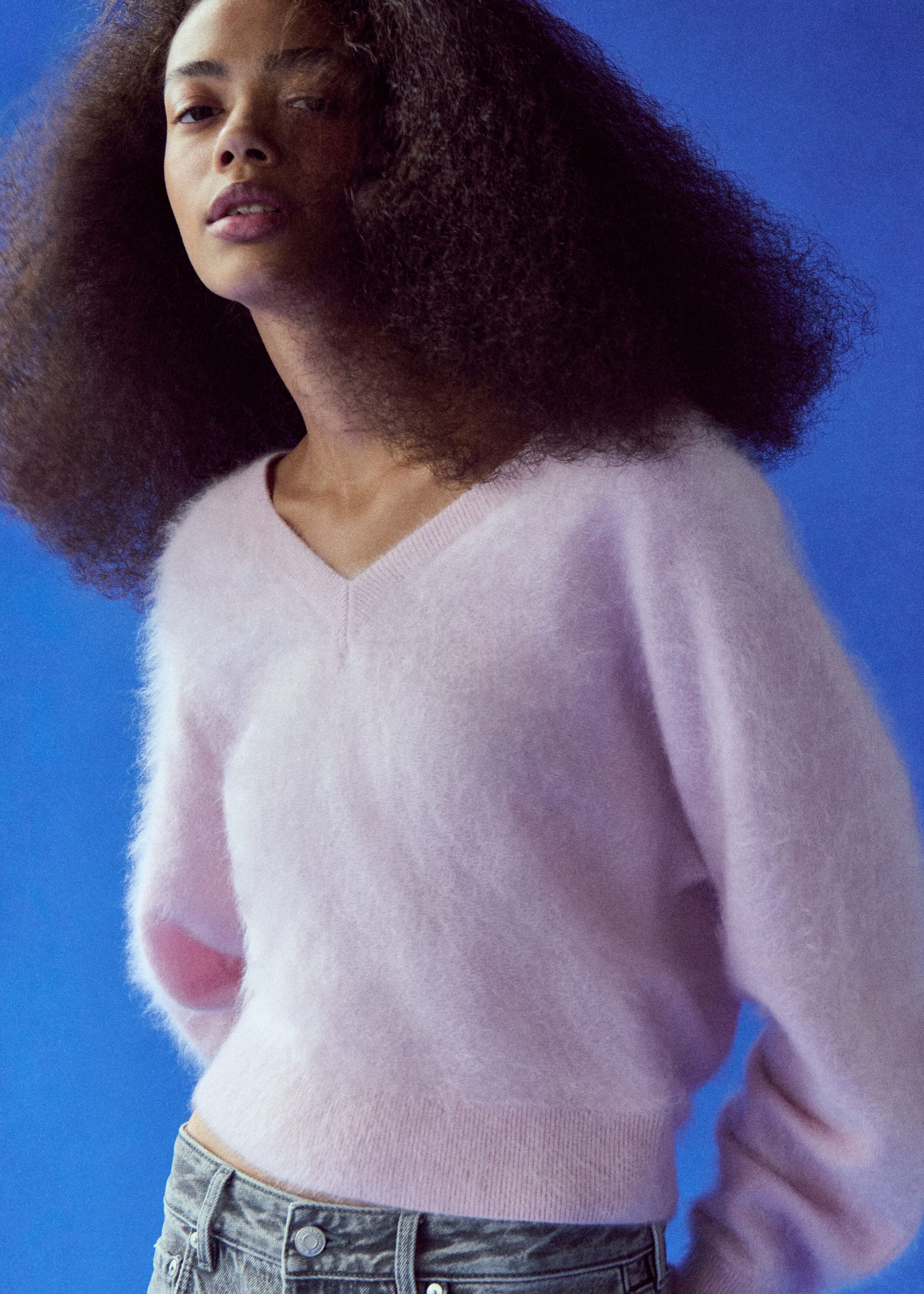 Brushed Cashmere V-Neck Jumper - Pink - Still Life