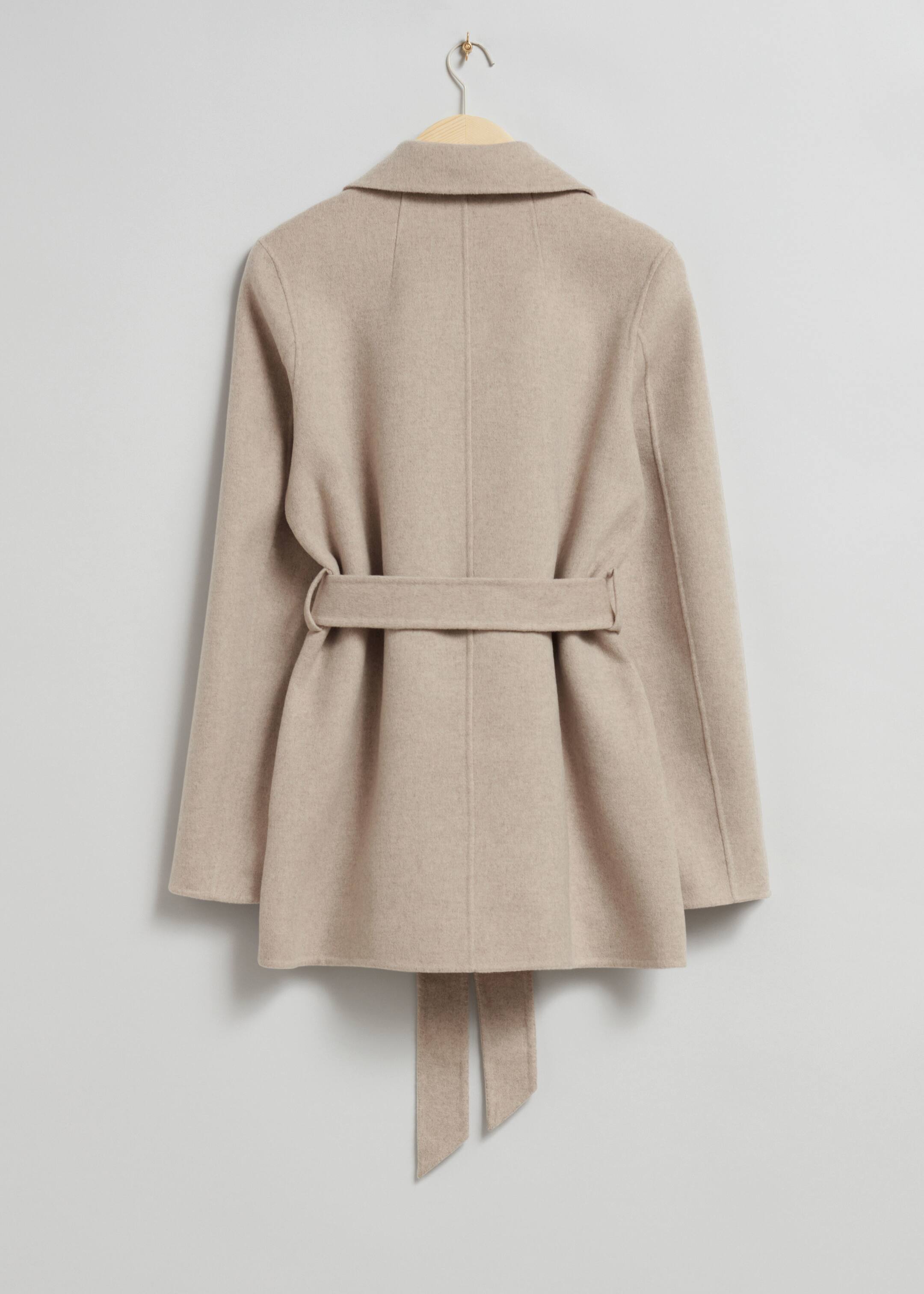 Agrandir l'image: Manteau court ceinturé en laine - Taupe - FEMME | H&M CH 2