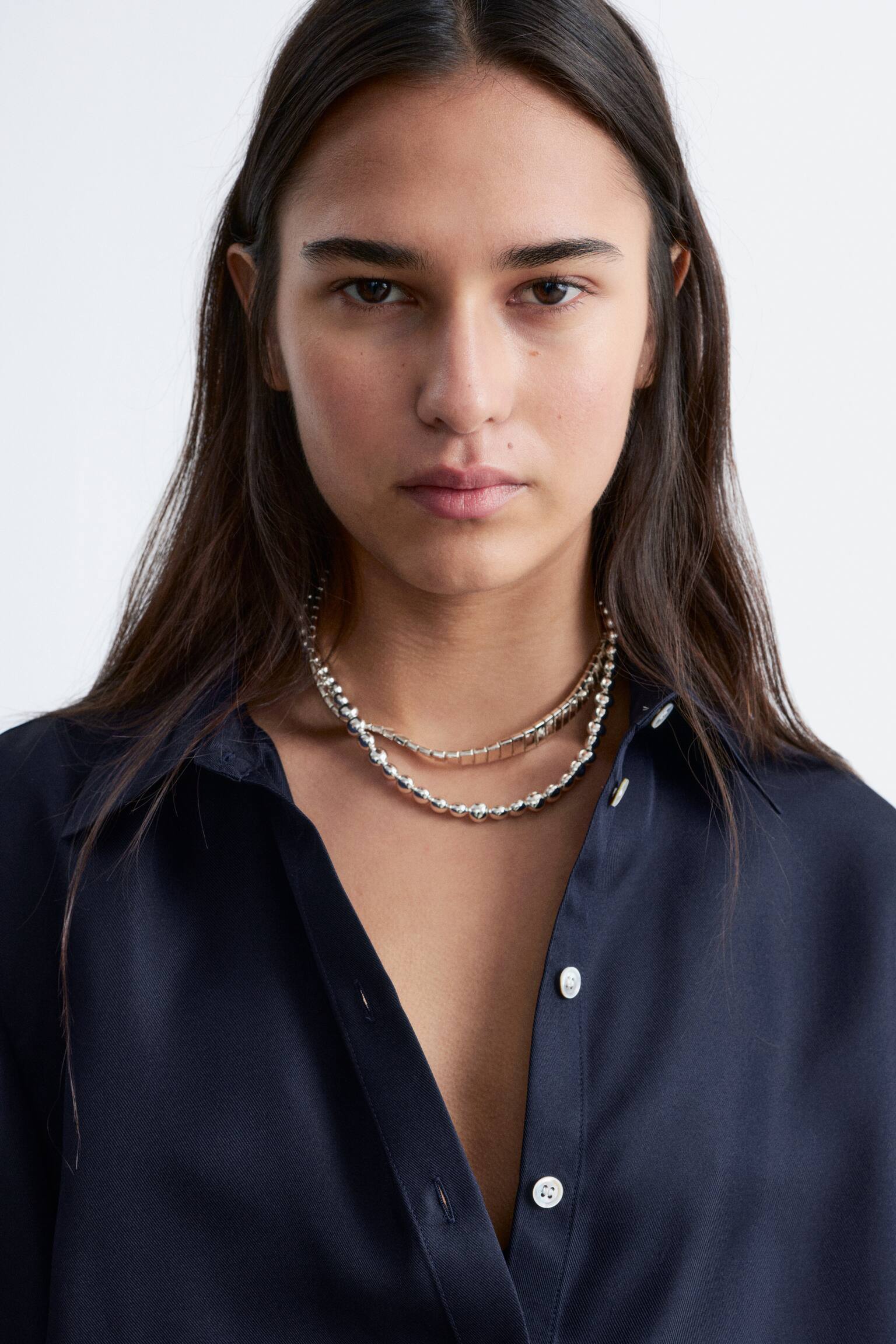 Voľná hodvábna košeľa - Tmavomodrá/Krémová/Hnedá/Hnedá/Biele bodky - 5