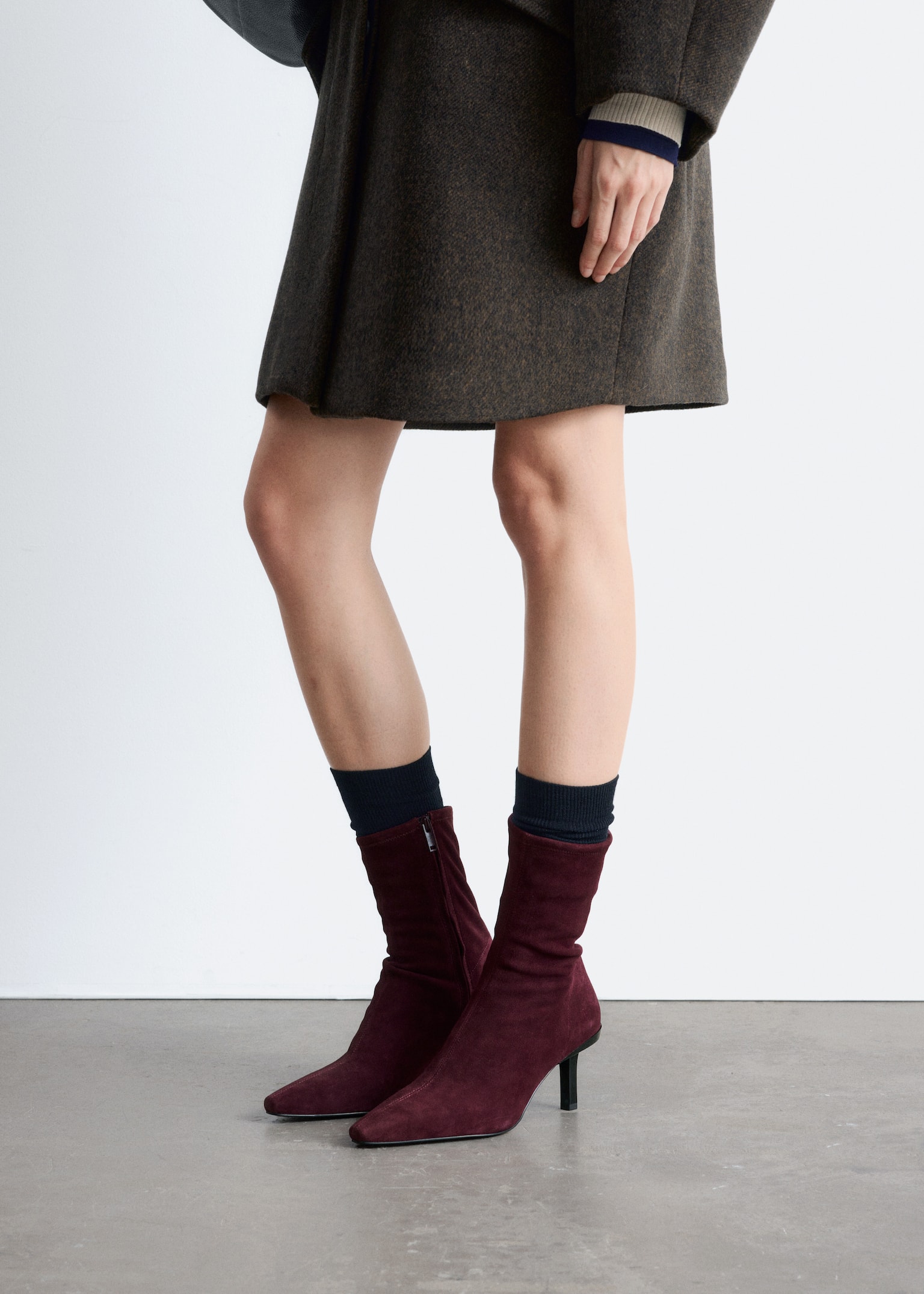 Stretch-Leather Ankle Boots - Burgundy