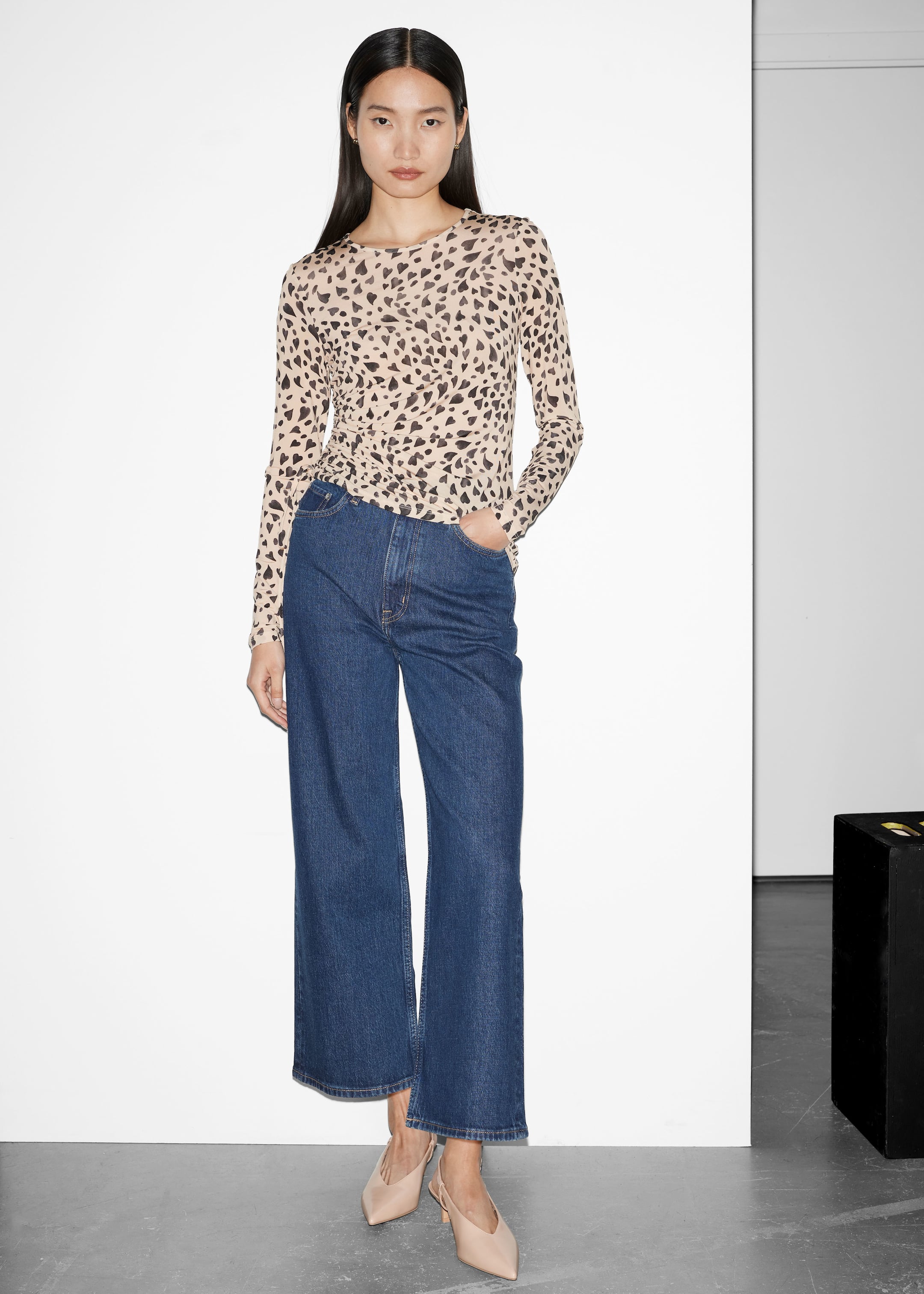 Ver imagen más grande: Zapatos de tacón destalonados clásicos de piel - Beige - MUJER | H&M ES 1