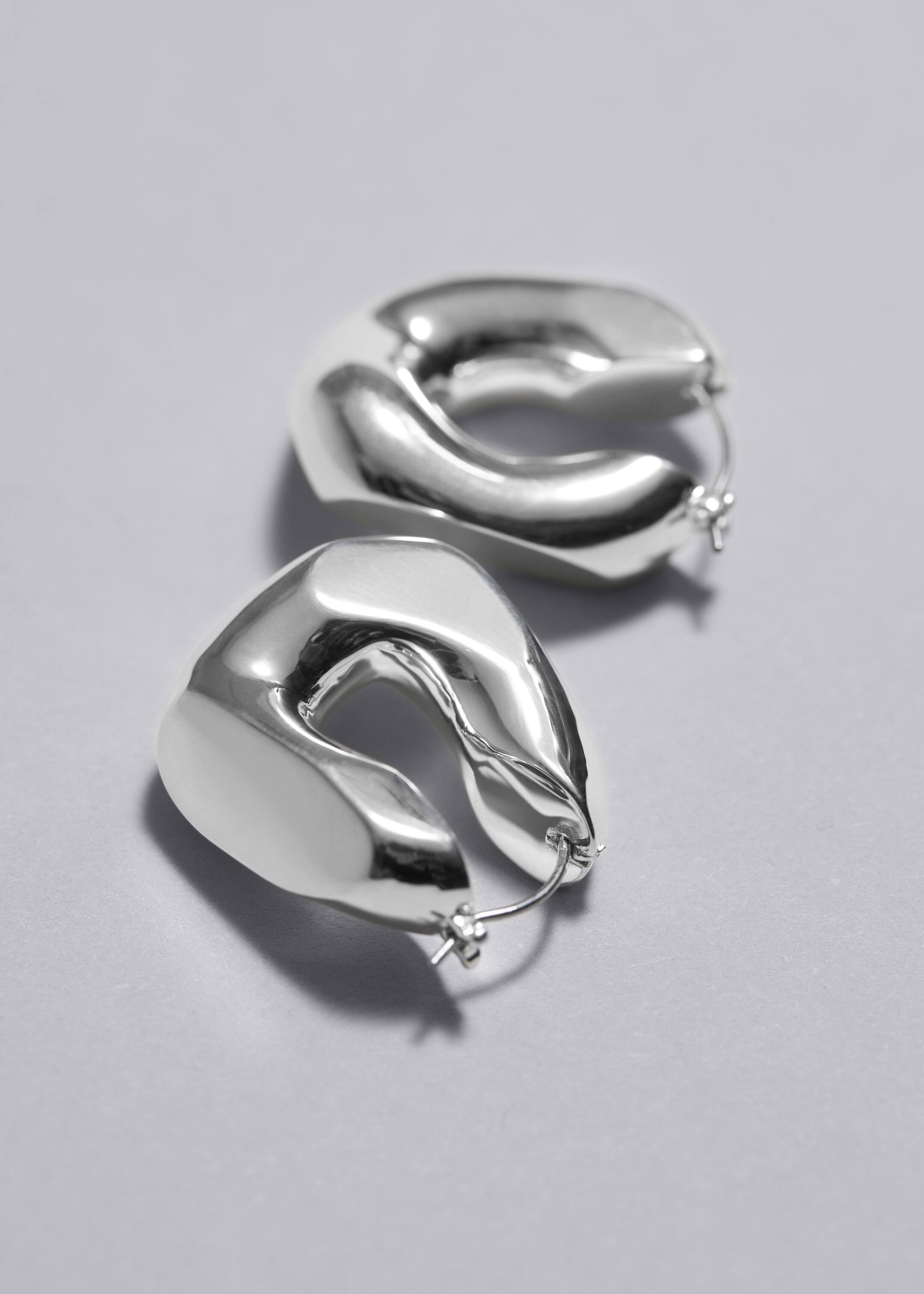 Ingrandisci l'immagine: Chunky Twist Hoop Earrings - Silver - DONNA | H&M CH 2