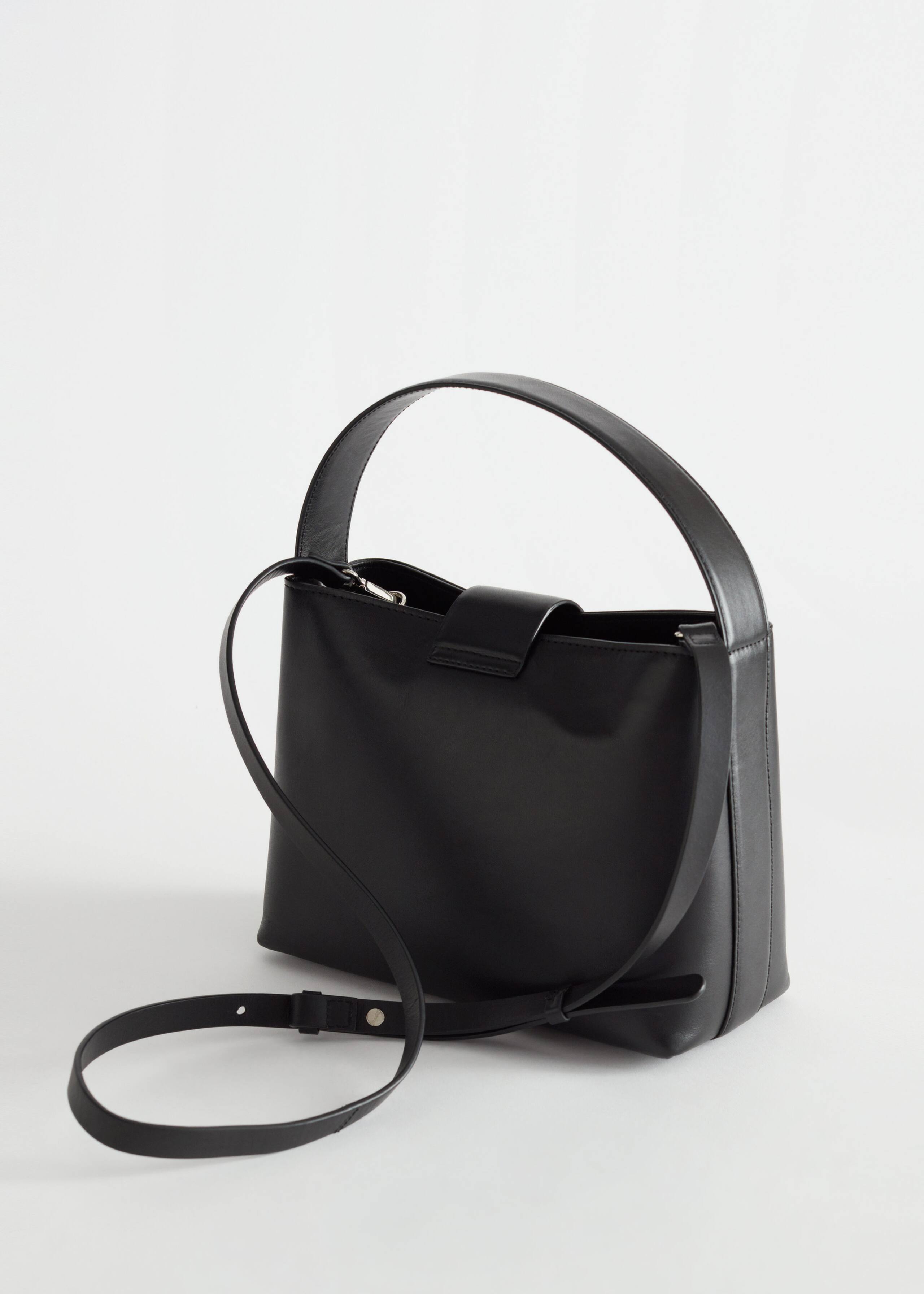 SmallLeatherShoulderBag - Black - Natura morta