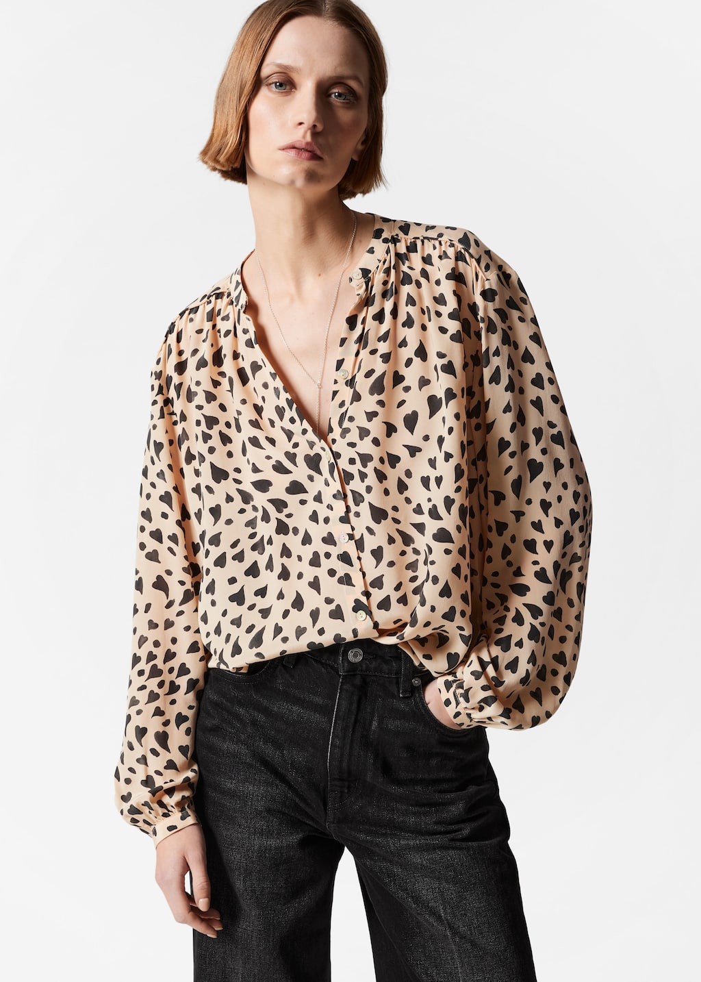 Image of Blusa de seda relaxed fit
