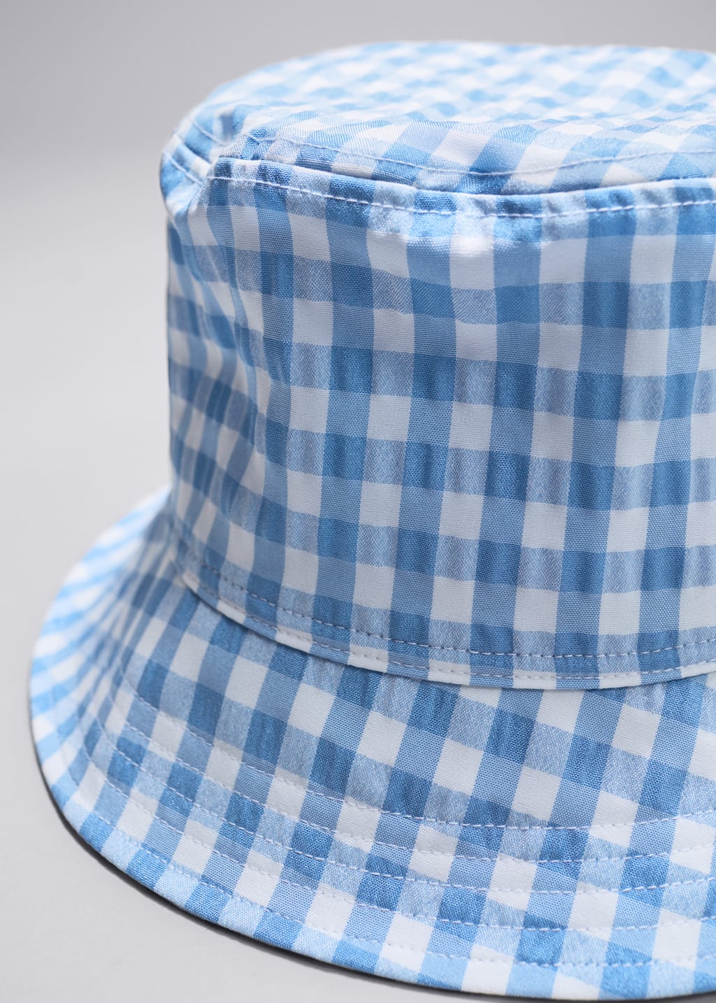 Checked Bucket Hat - {{variantName}} - Descriptive Detail