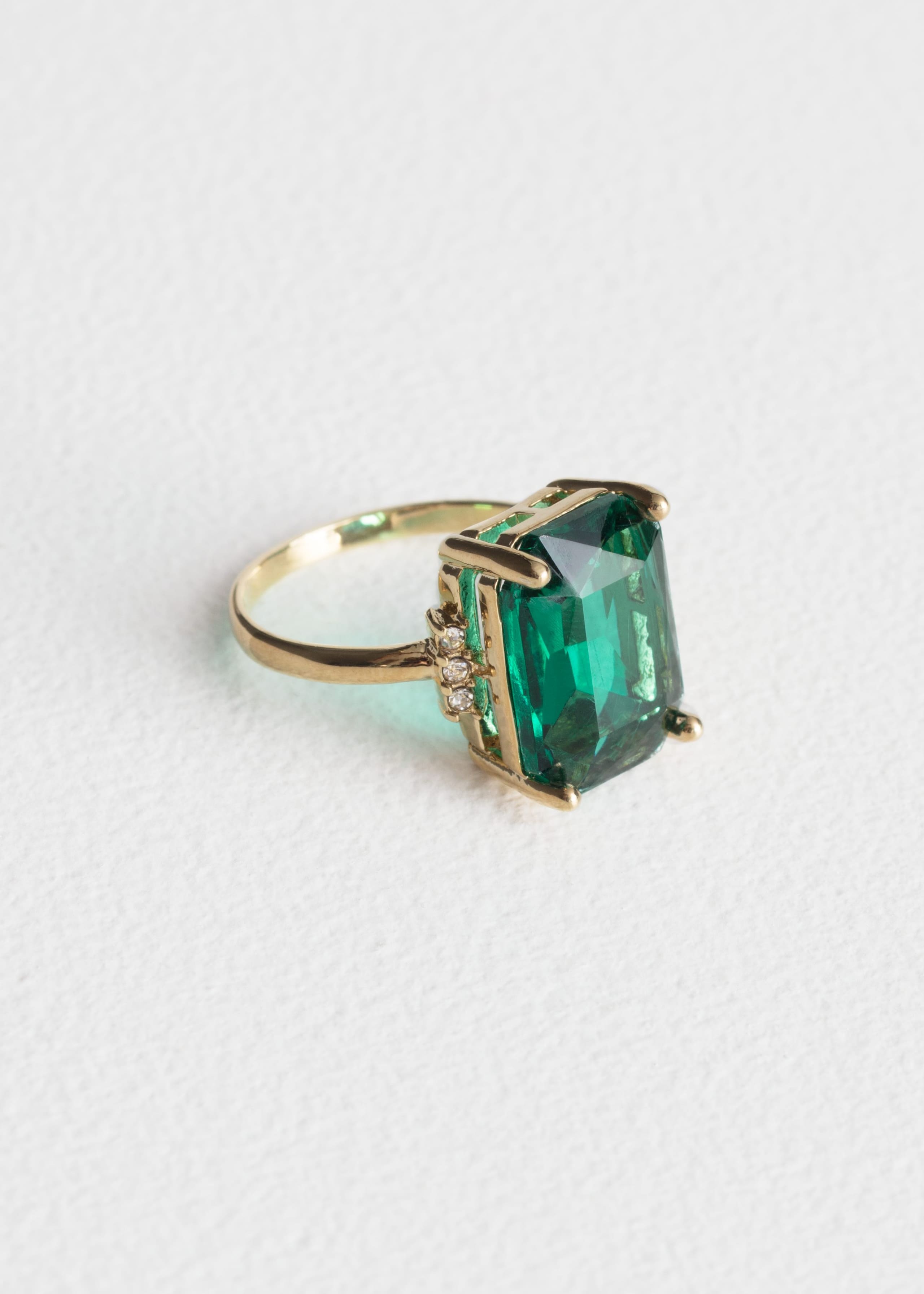 Faceted Crystal Ring - Emerald Green - Still Life