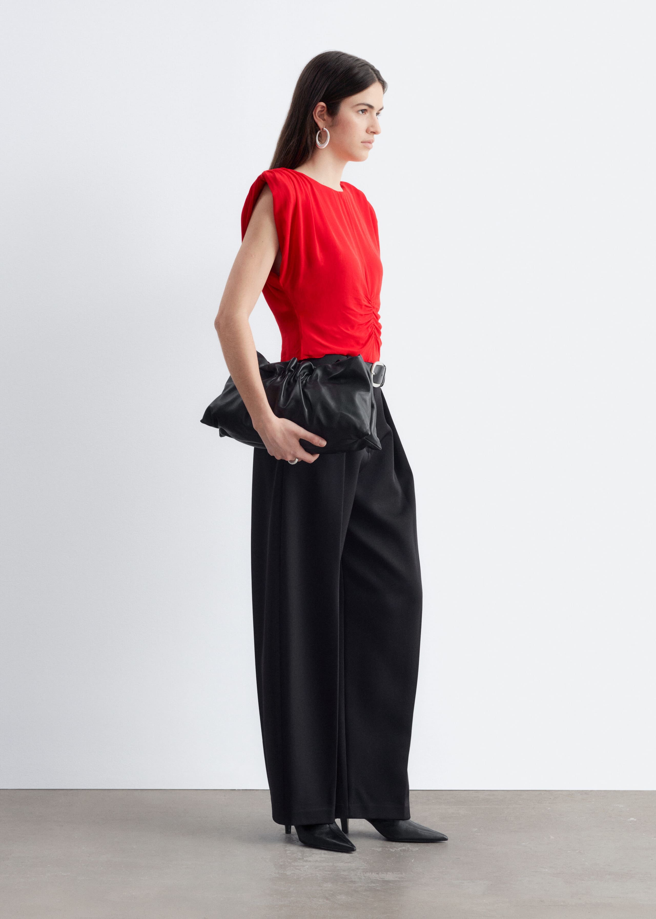 Haut froncé sans manches - Rouge - Lookbook