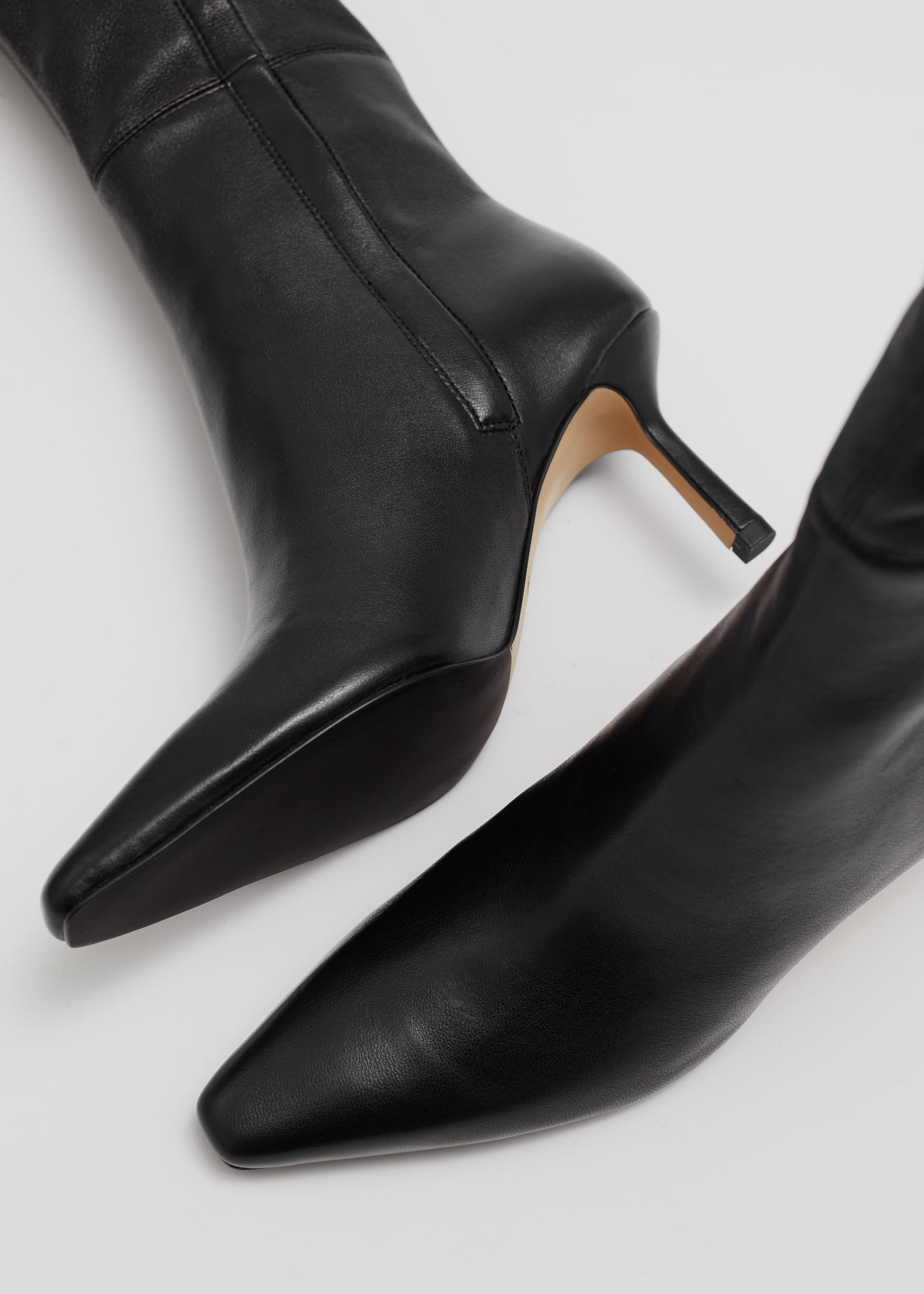 Größeres Bild ansehen: Kniehohe Sockenstiefel aus Leder - Schwarz - Ladies | H&M DE 4