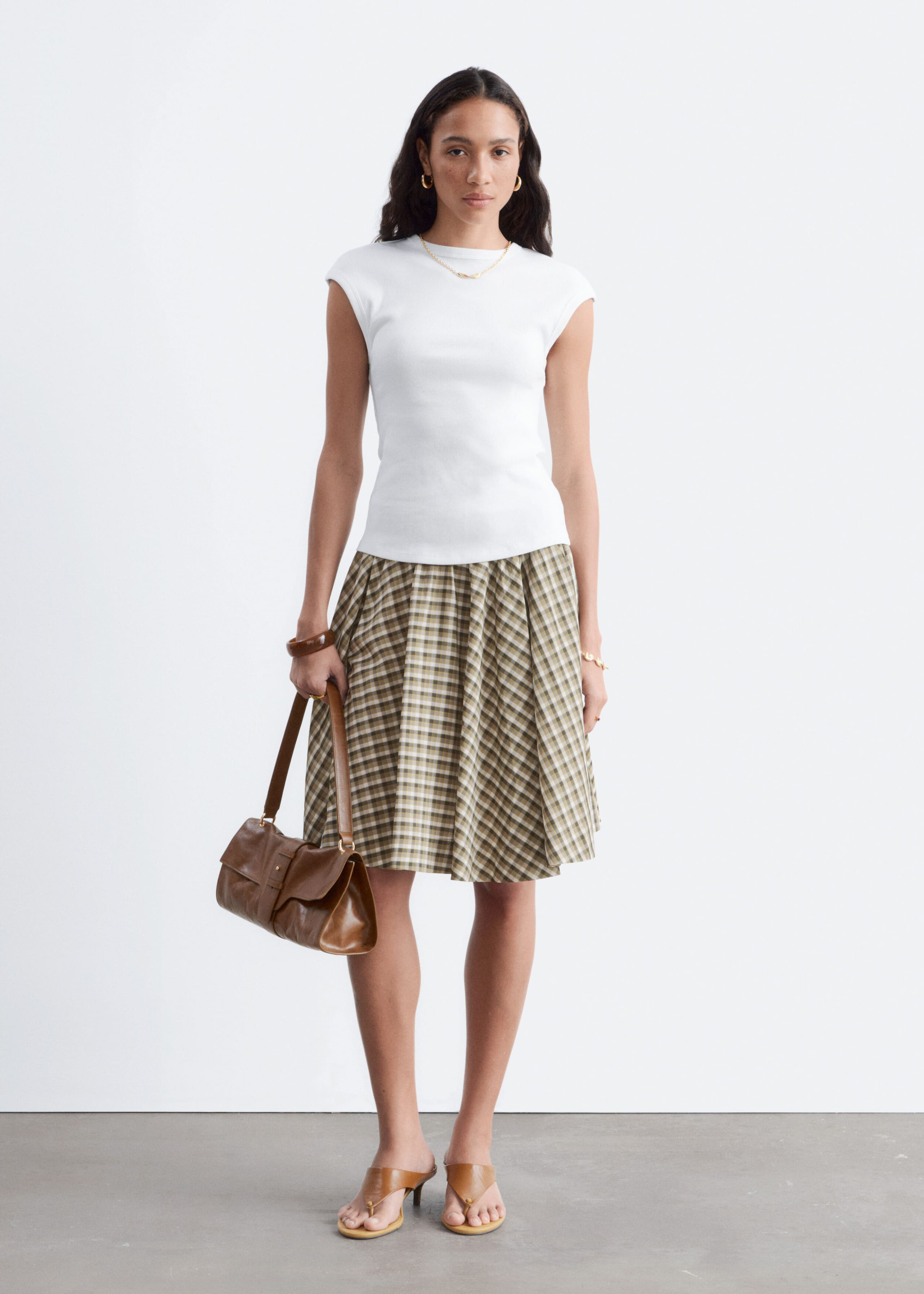 Open-Back Ribbed Top - White - Lookbook