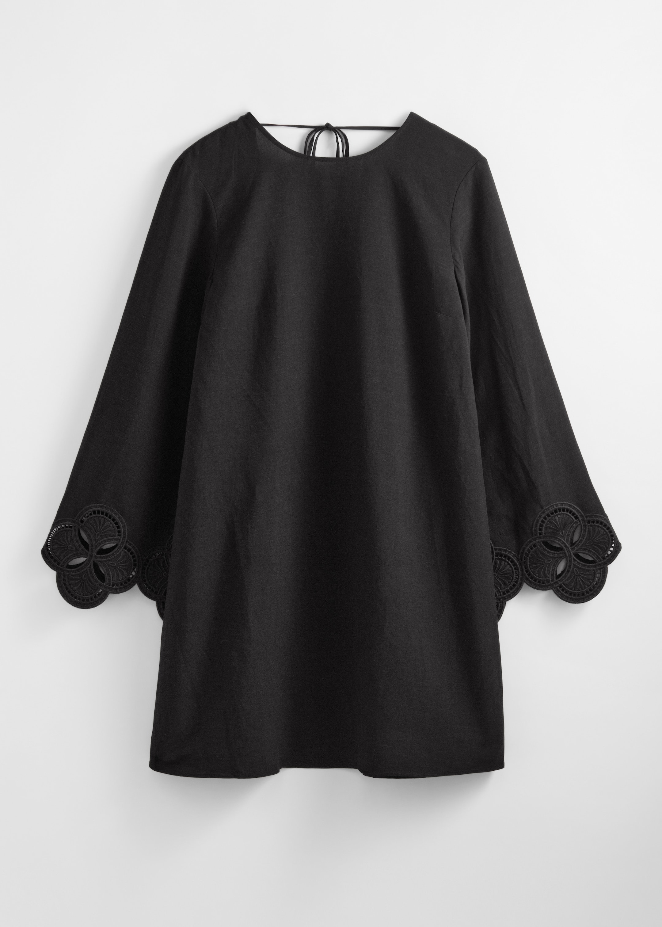 Vis større bilde: Minikjole med vide ermer - Svart - DAME | H&M NO 1