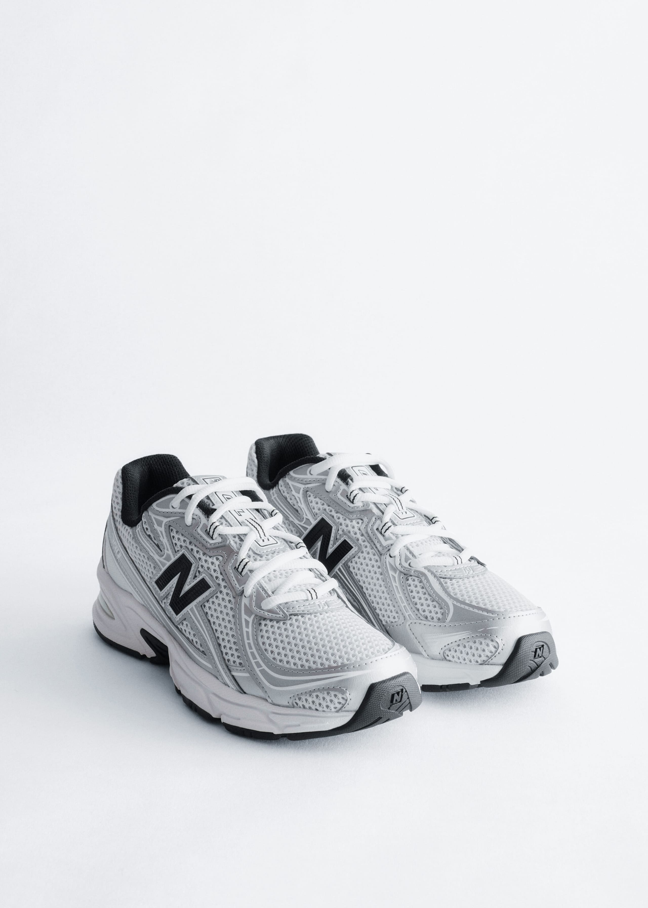 New Balance 740 Sneakers - White/Silver - Still Life