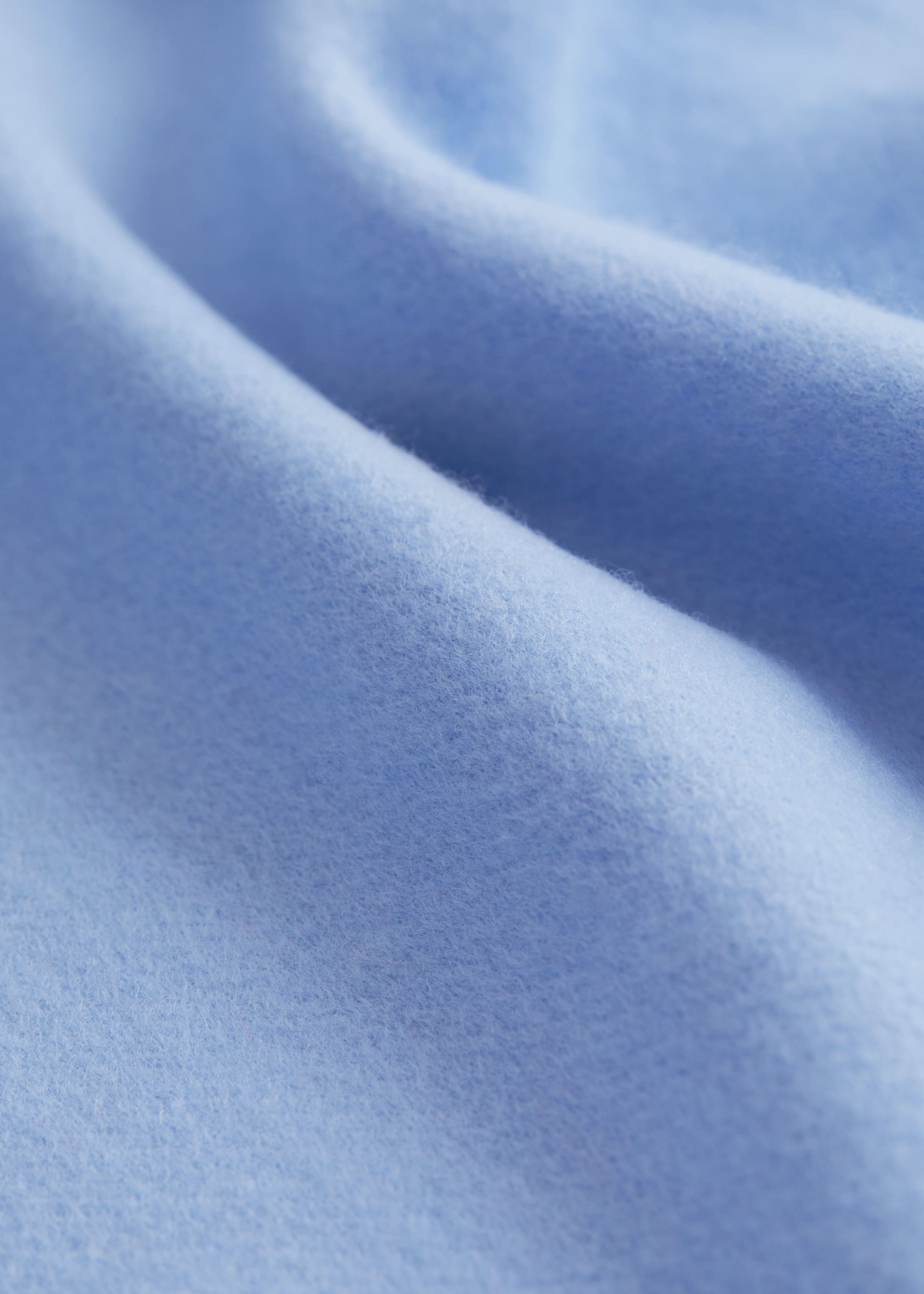 Fringed Wool Blanket Scarf - {{variantName}} - Descriptive Detail