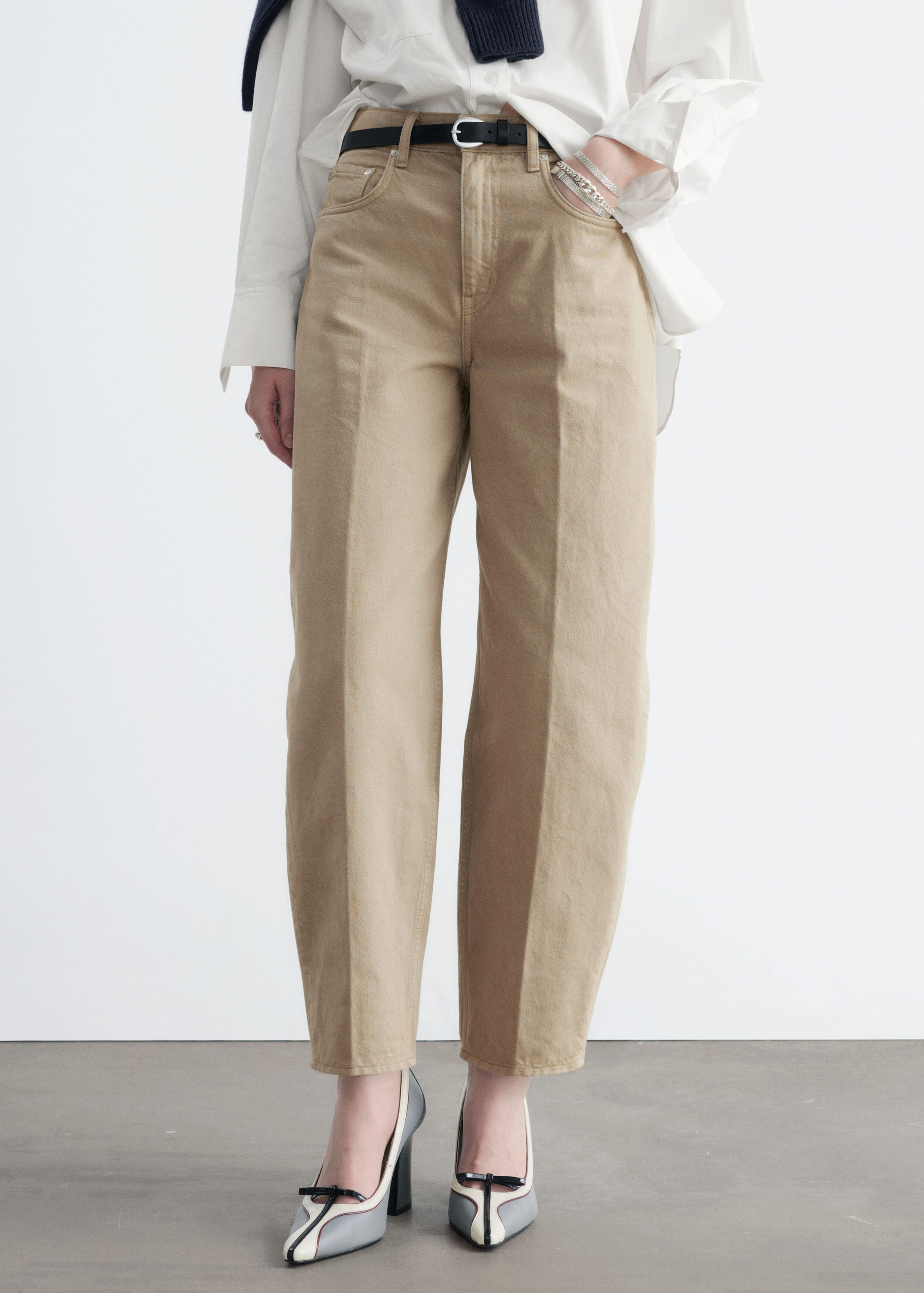 Barrel-Leg Ankle Jeans - Beige - Lookbook