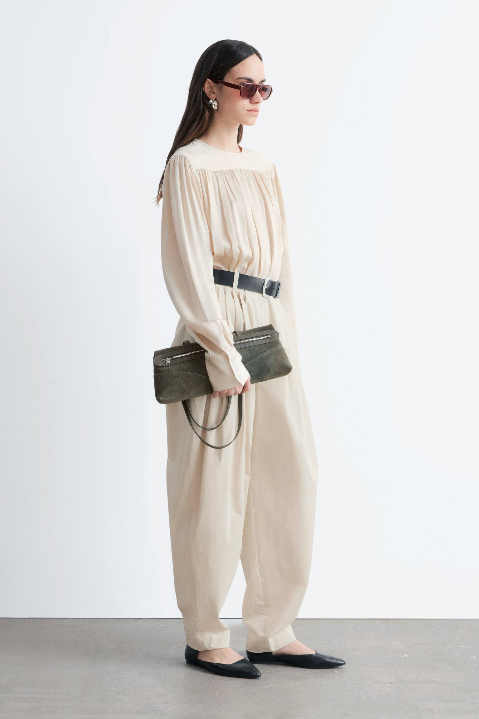 Pantaloni barrel a pieghe - Bianco sporco - 5