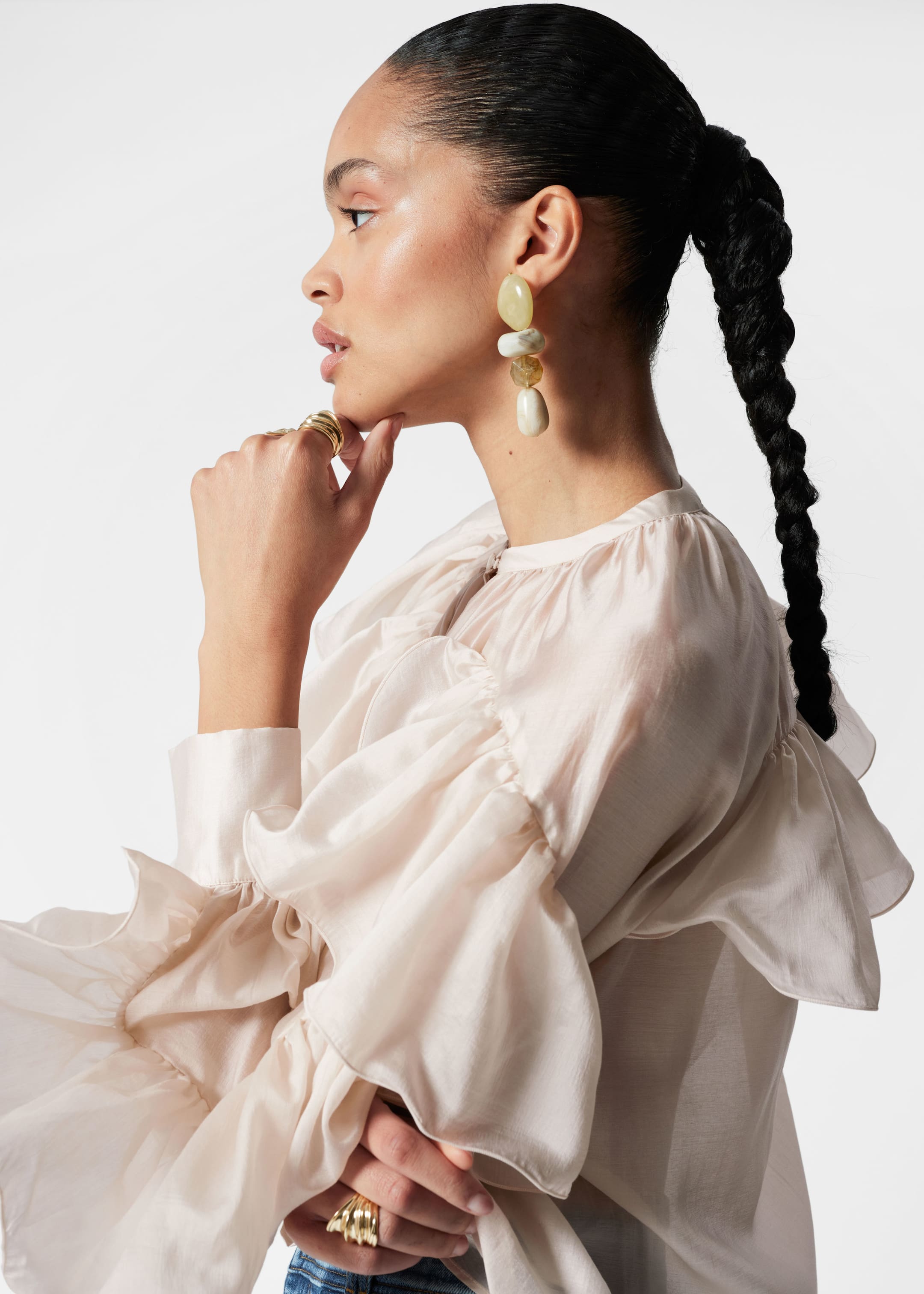 Visualizza immagine più grande: Blusa con volant asimmetrici - Crema - DONNA | H&M IT 4