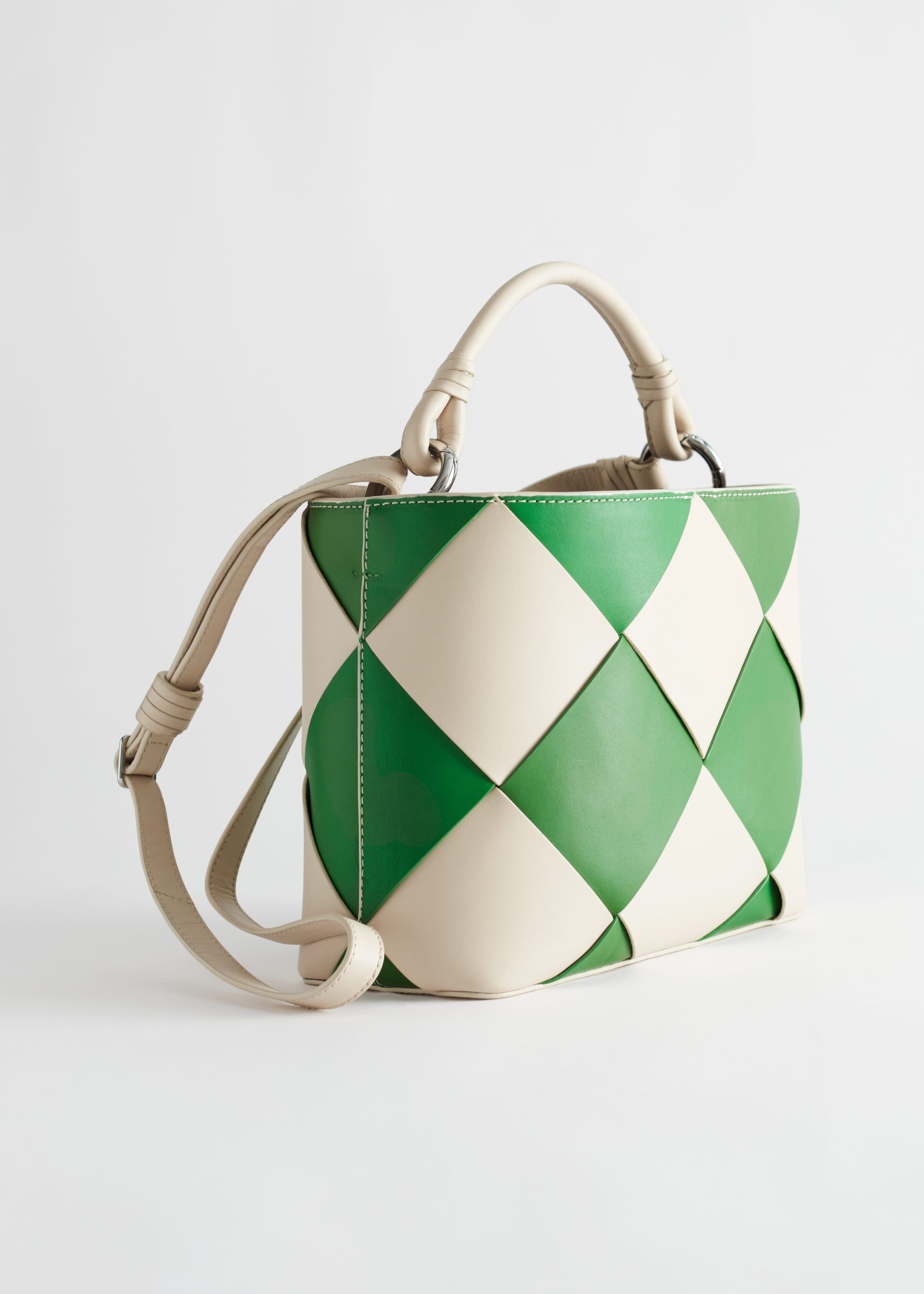 BraidedLeatherBucketBag - Green and White - Natura morta