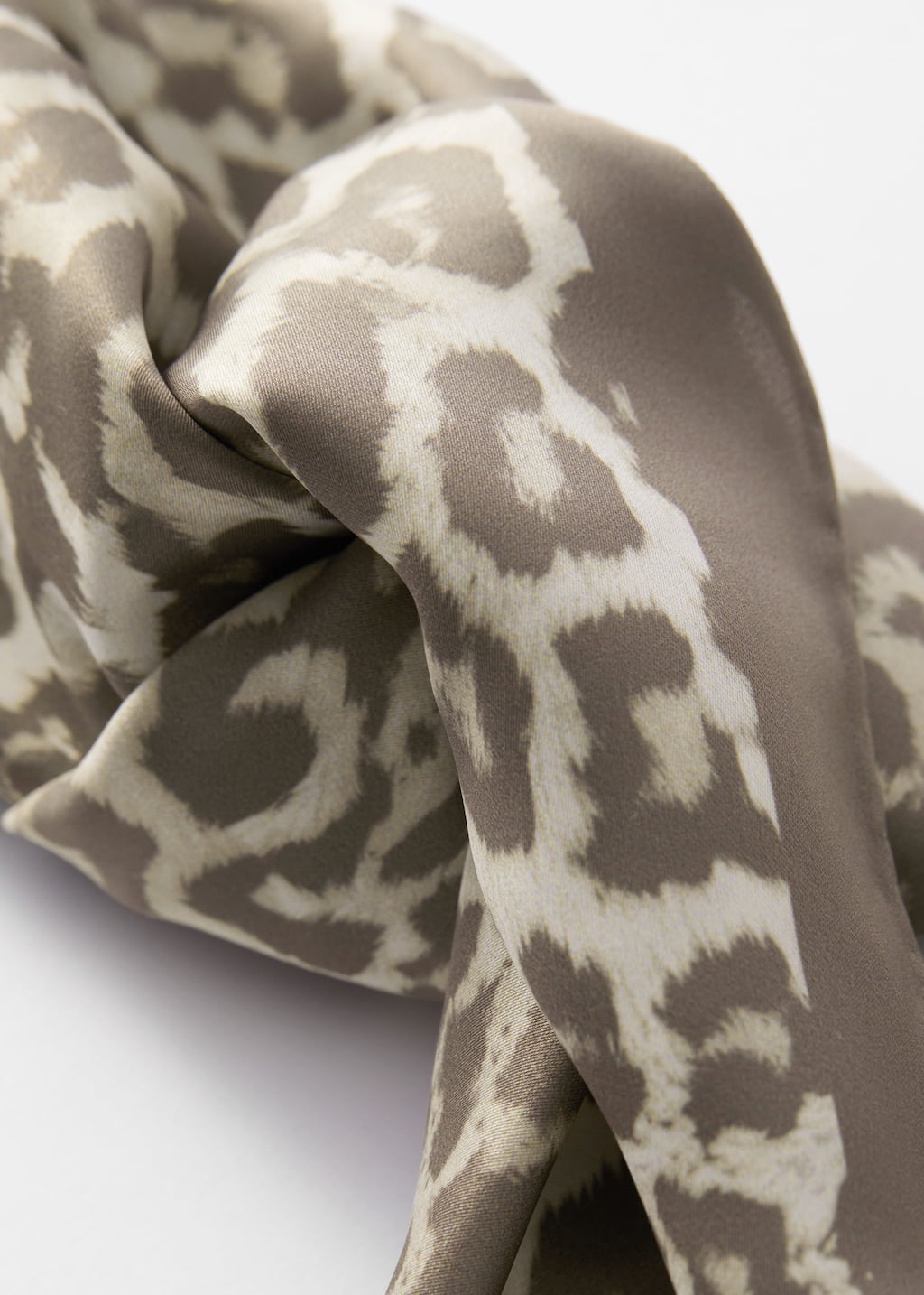 Image of Leopard-Print Scarf