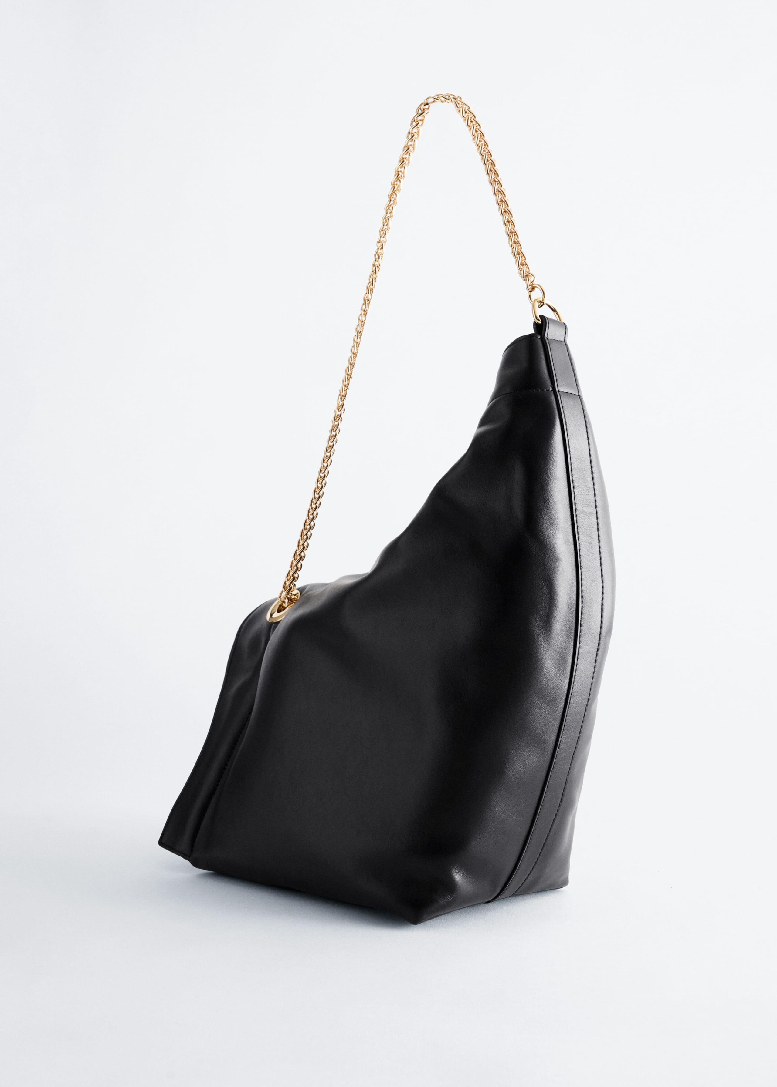 Slouchy Grain Leather Bag - {{variantName}} - Descriptive Detail