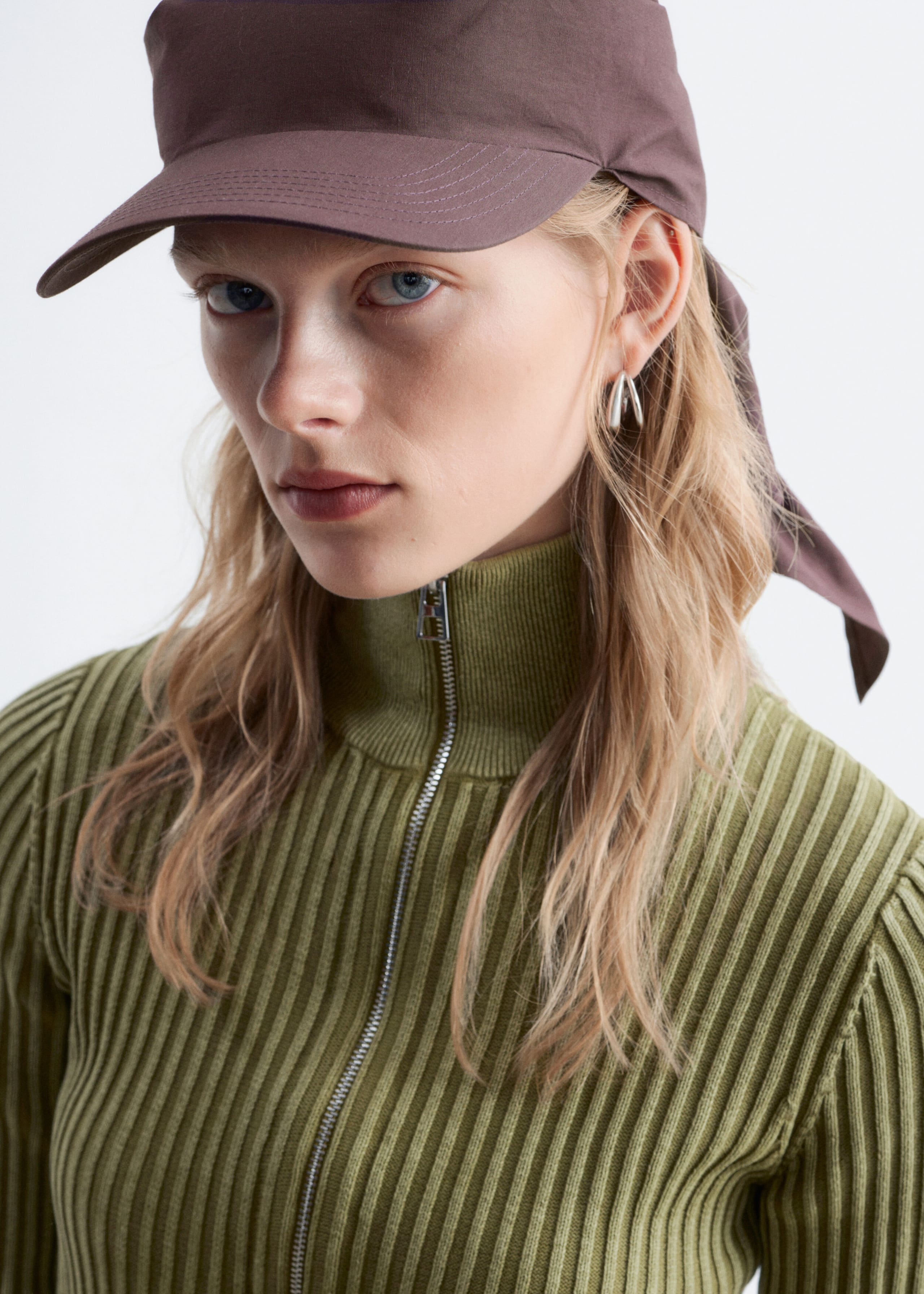 Cotton Scarf Cap - White/Brown - Lookbook