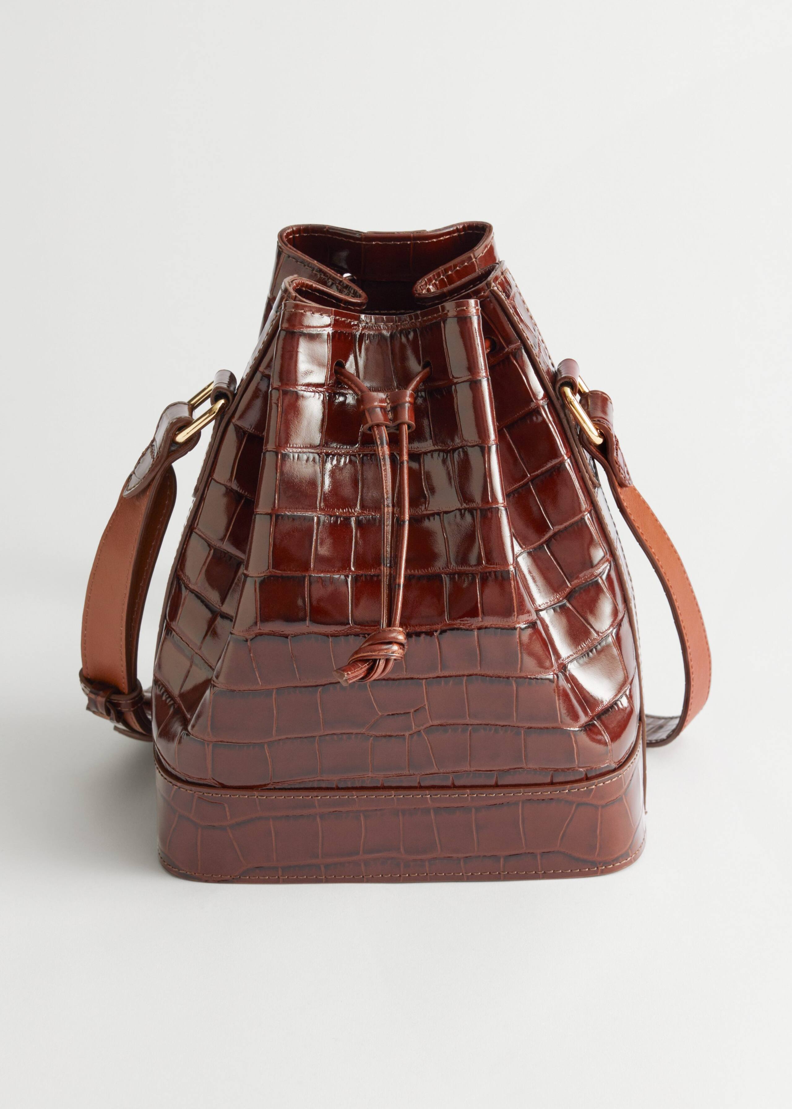 Topstitched Leather Bucket Bag - Brown - Natura morta