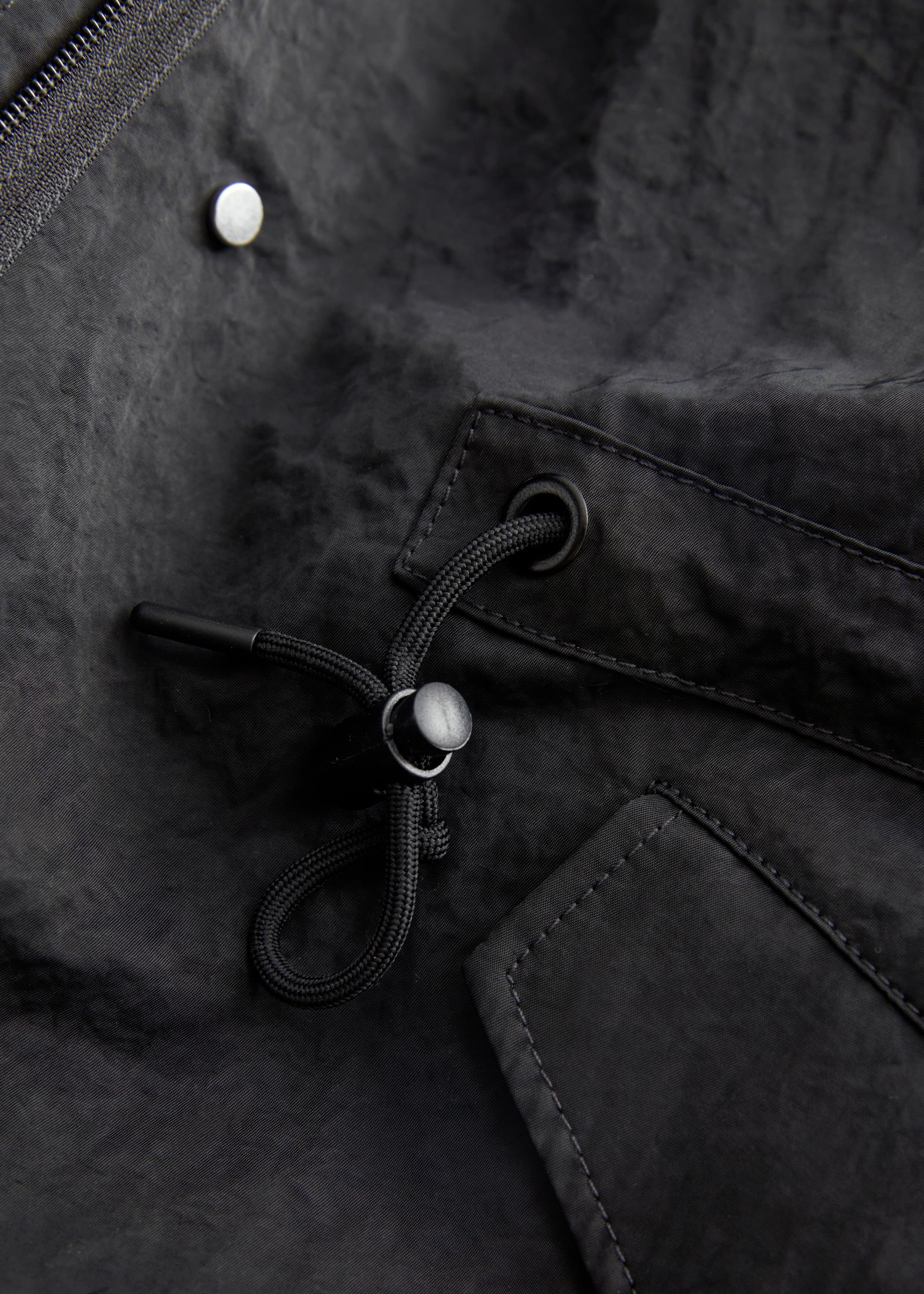 Näytä suurempi kuva: Drawstring Parka Coat - Musta - NAISET | H&M FI 4