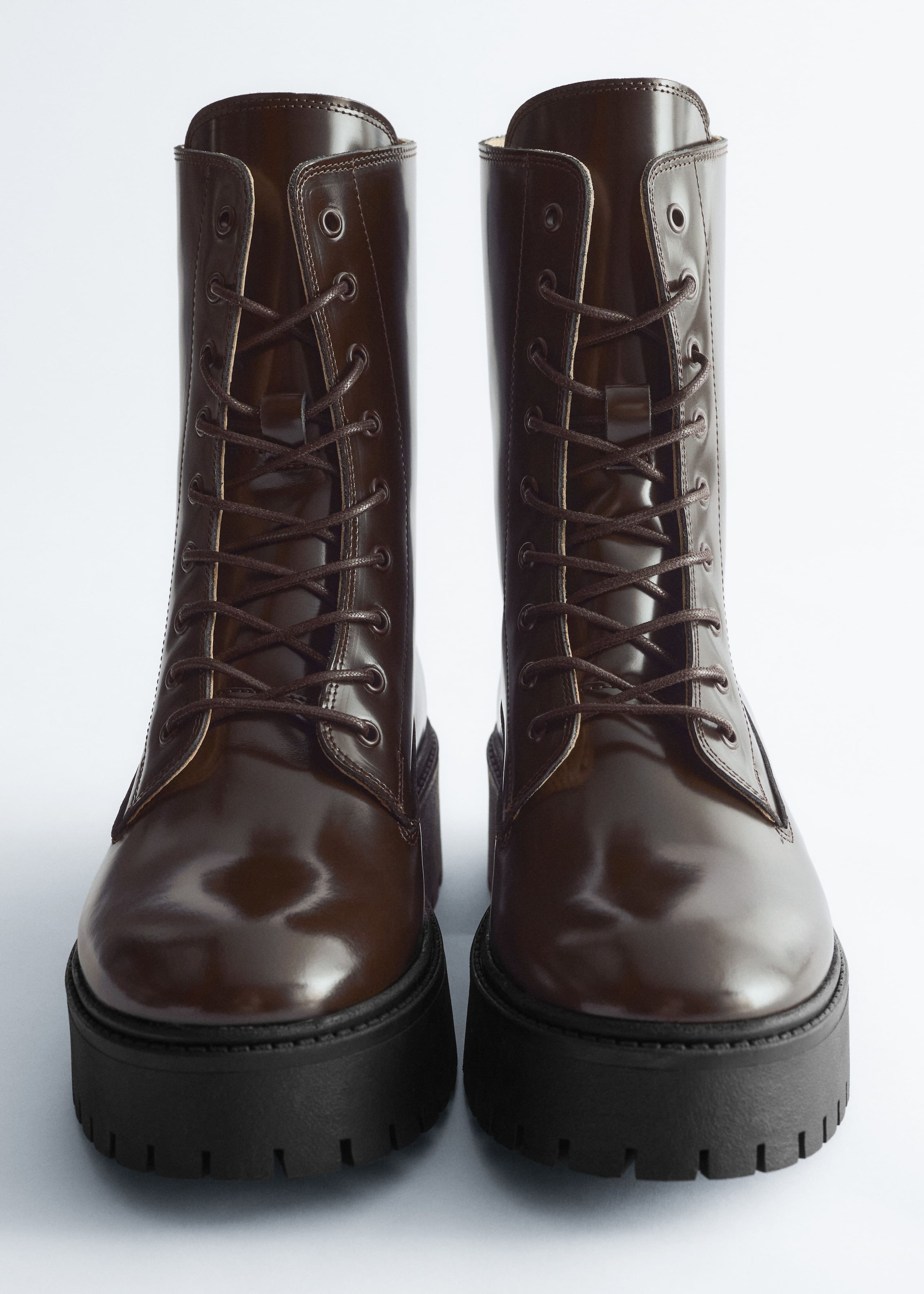 Image of Schnürstiefel aus Leder