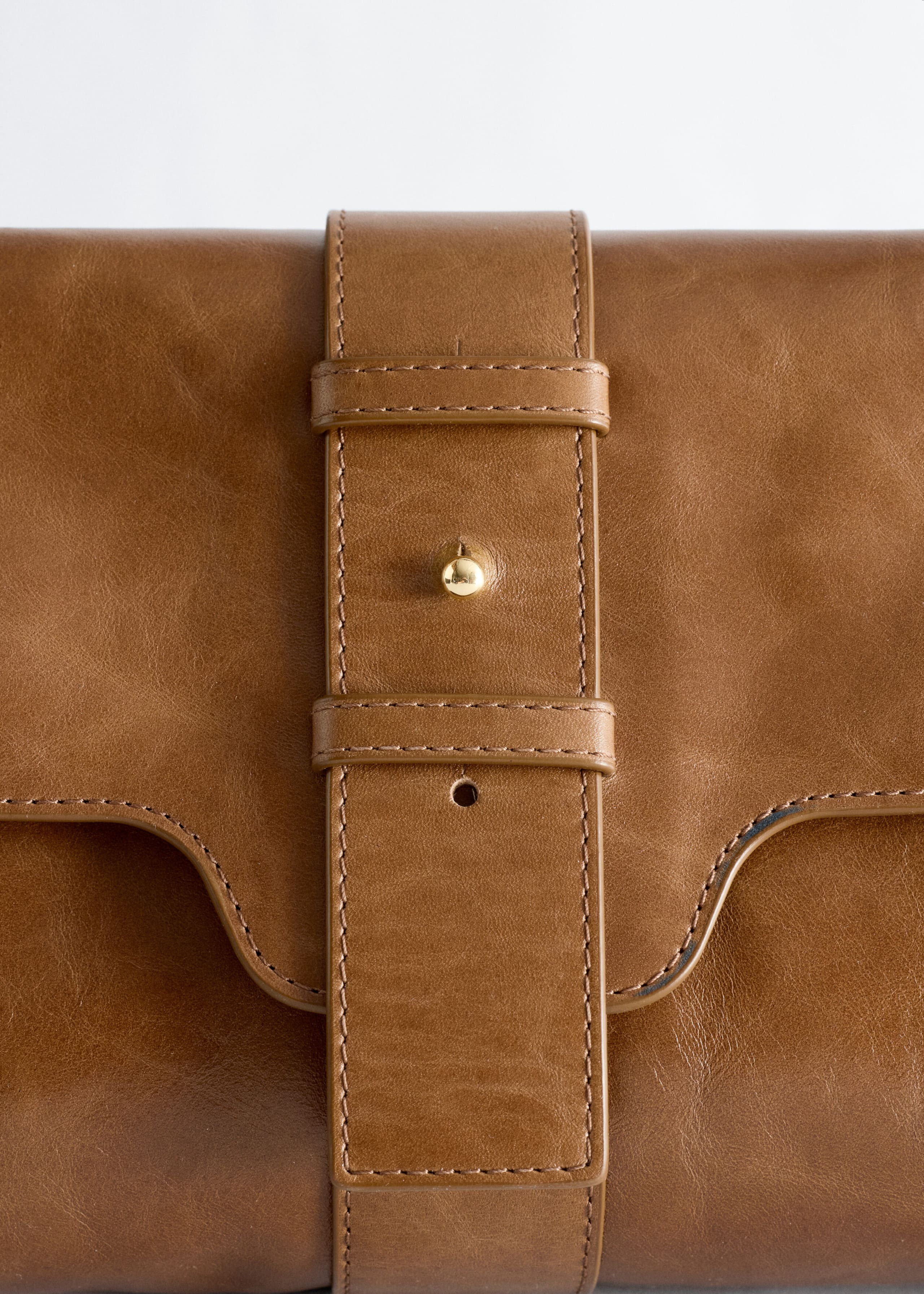 Leather Shoulder Bag - Brown - Still Life