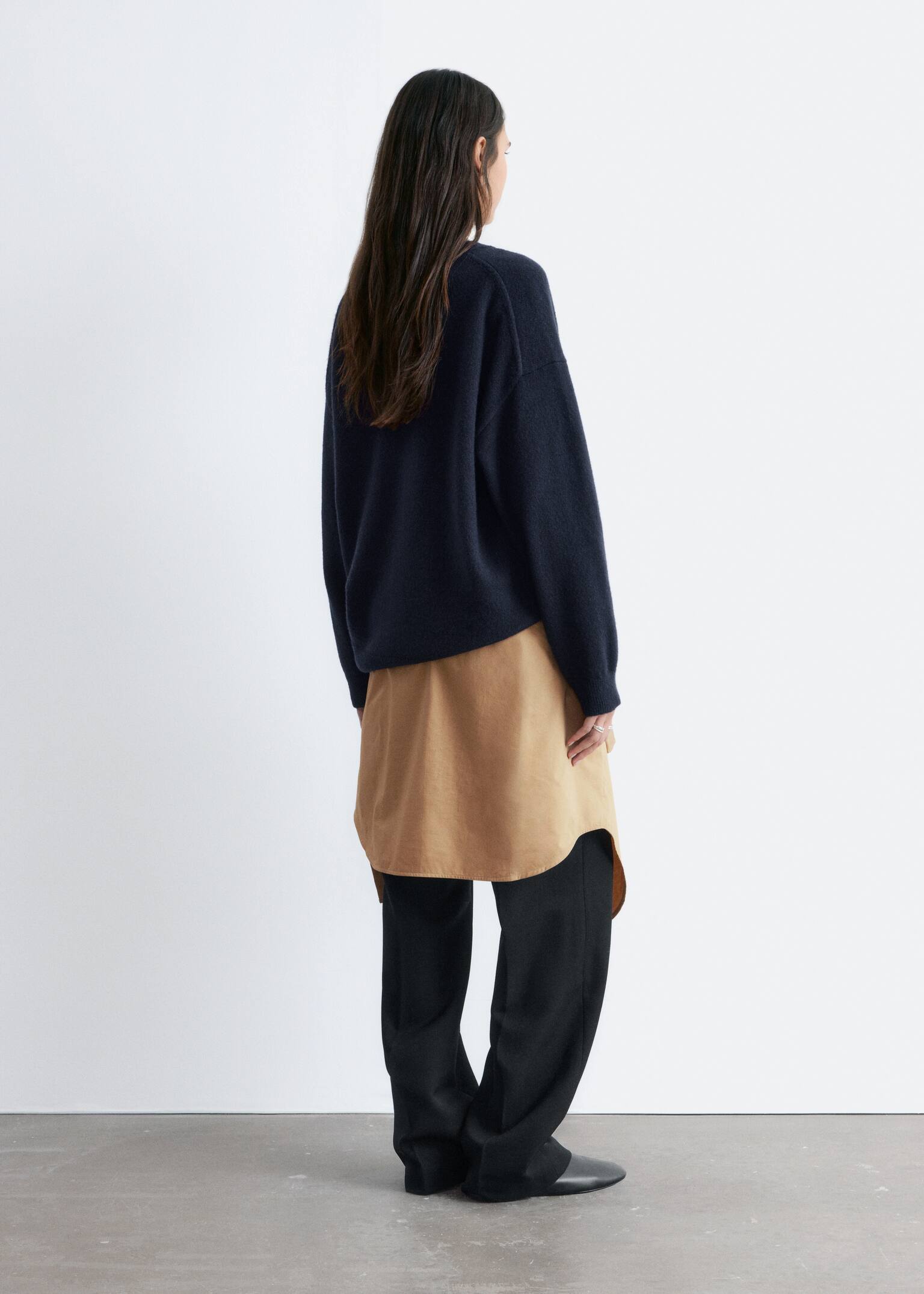 Dzianinowy sweter oversize - Granatowy/Szary melanż/Jasnoturkusowy/Czerwony - 7