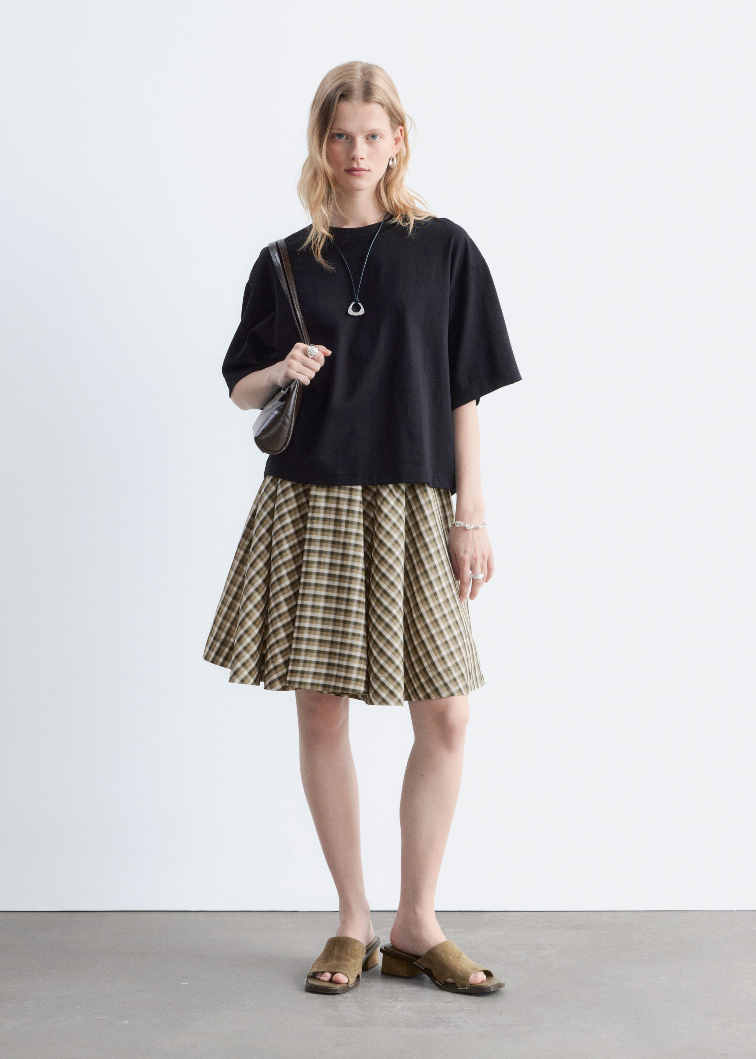 Boxy Cotton T-Shirt - Black - Lookbook