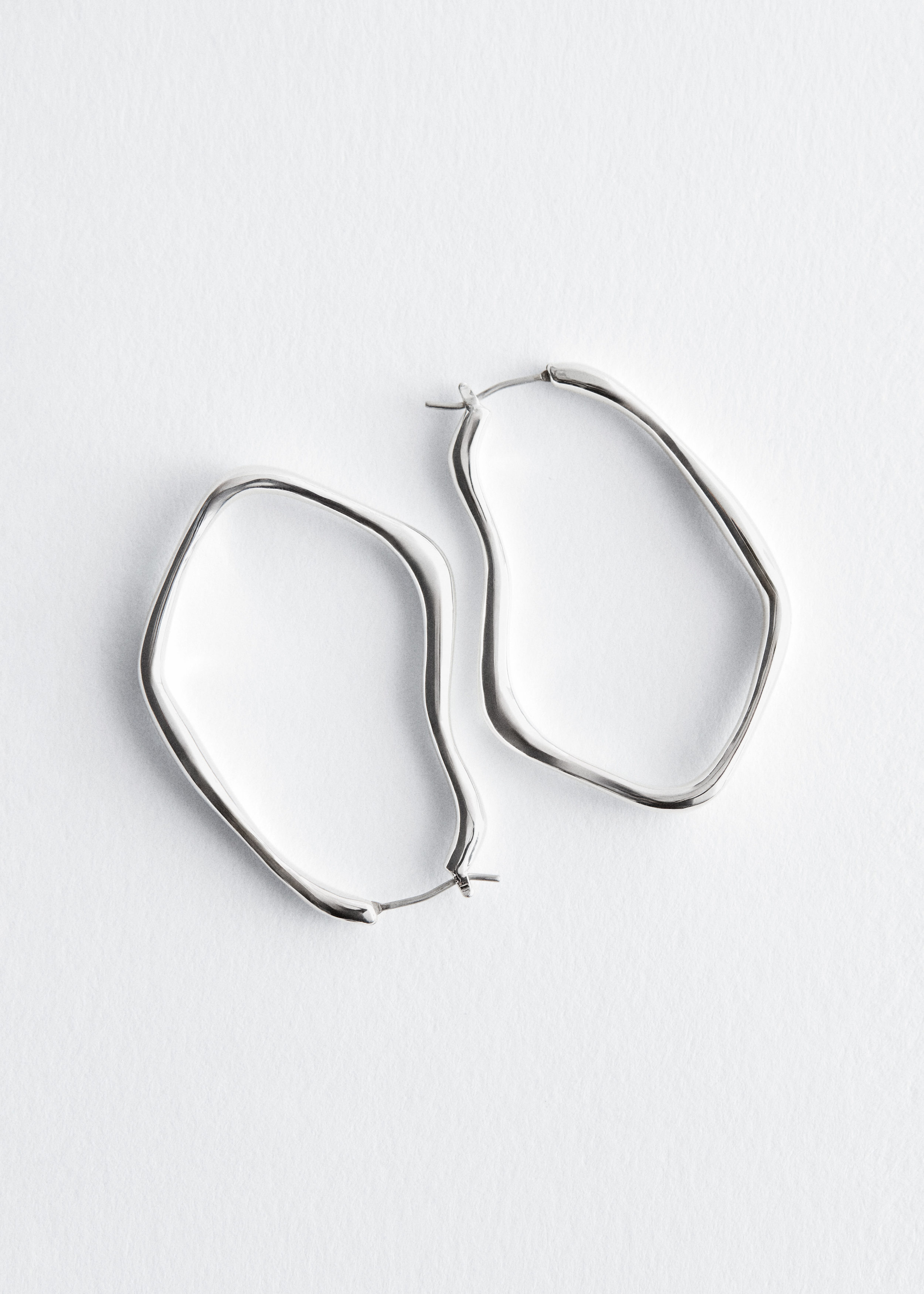 Asymmetric Hoop Earrings - {{variantName}} - Descriptive Detail