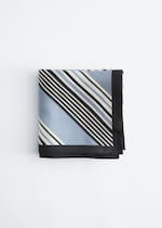 Blue/Graphic Print