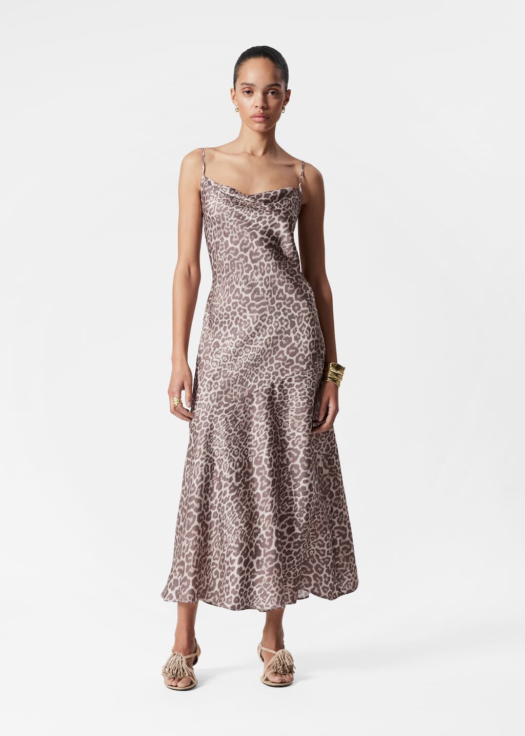Image of Robe combinaison midi en satin