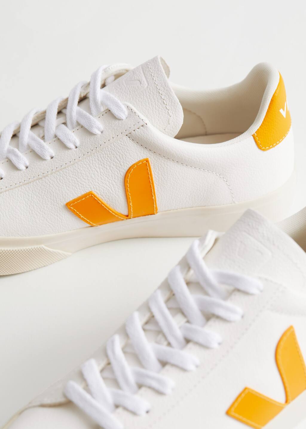 Skórzane sneakersy Veja Campo – {{variantName}} – Szczegół